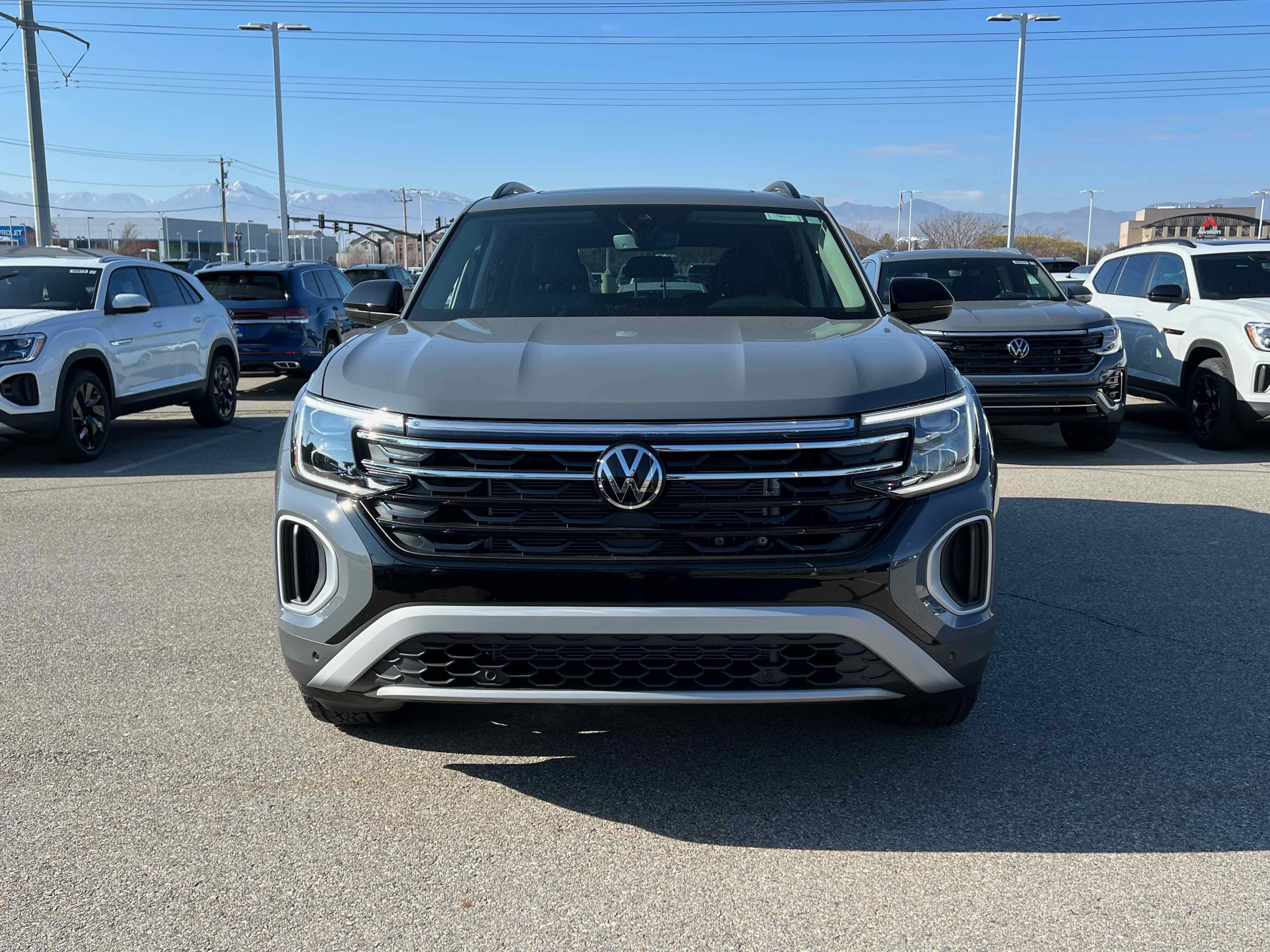 2026 Volkswagen Atlas 2.0T Peak Edition