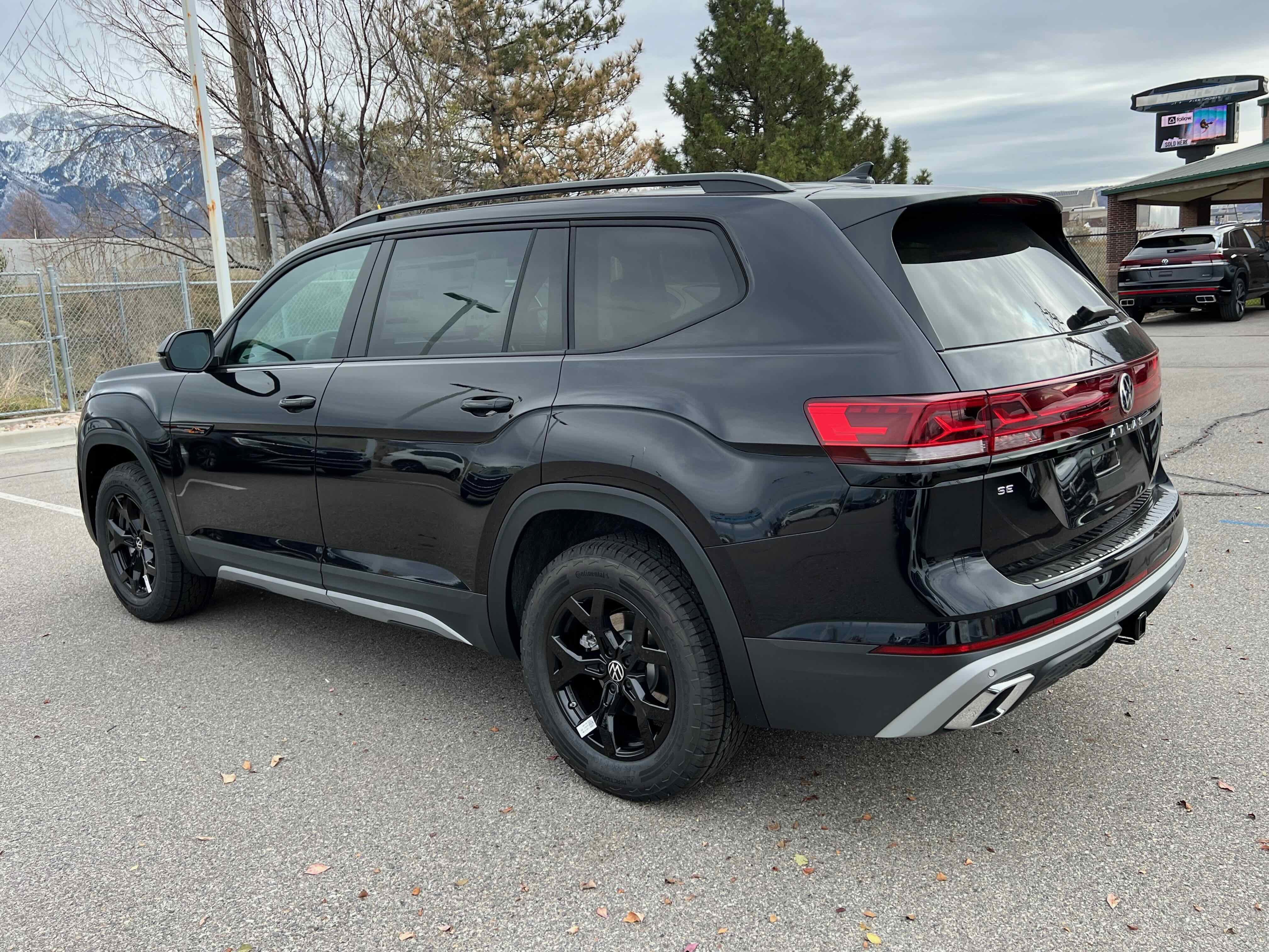 2026 Volkswagen Atlas 2.0T Peak Edition