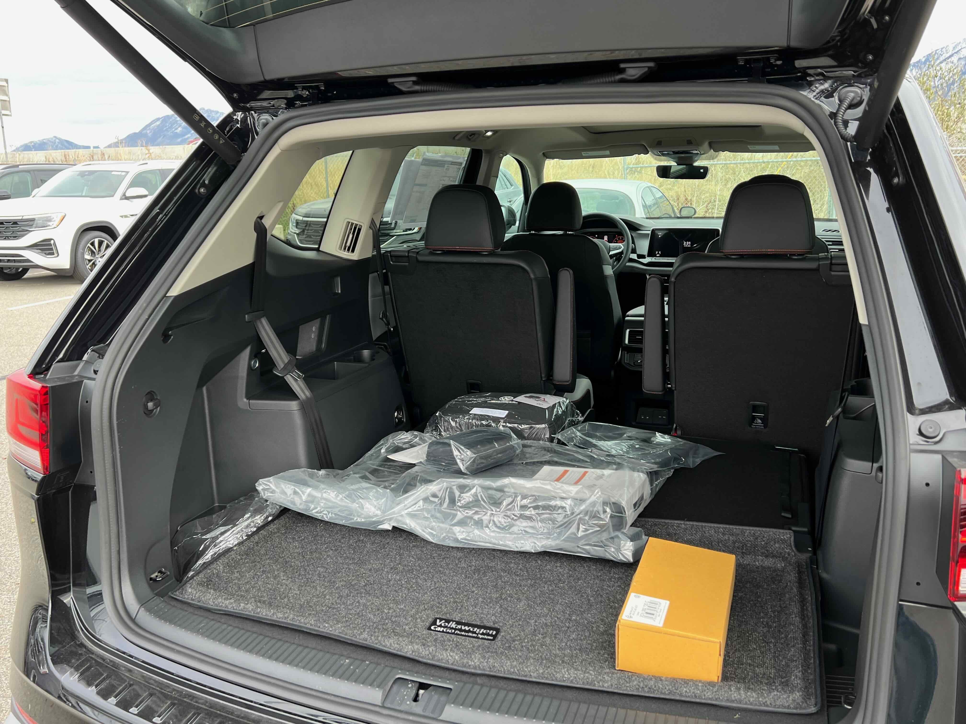 2026 Volkswagen Atlas 2.0T Peak Edition