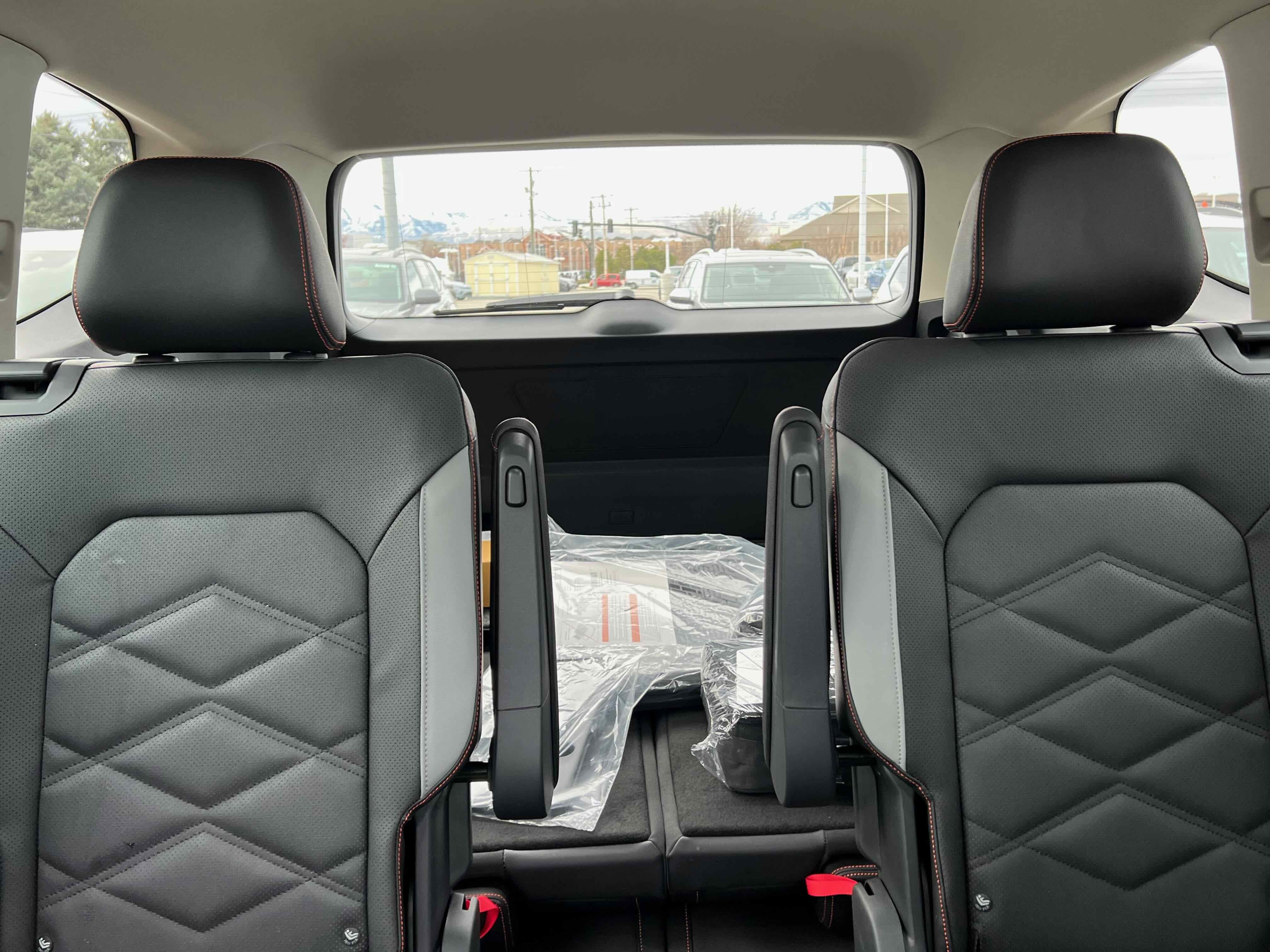 2026 Volkswagen Atlas 2.0T Peak Edition