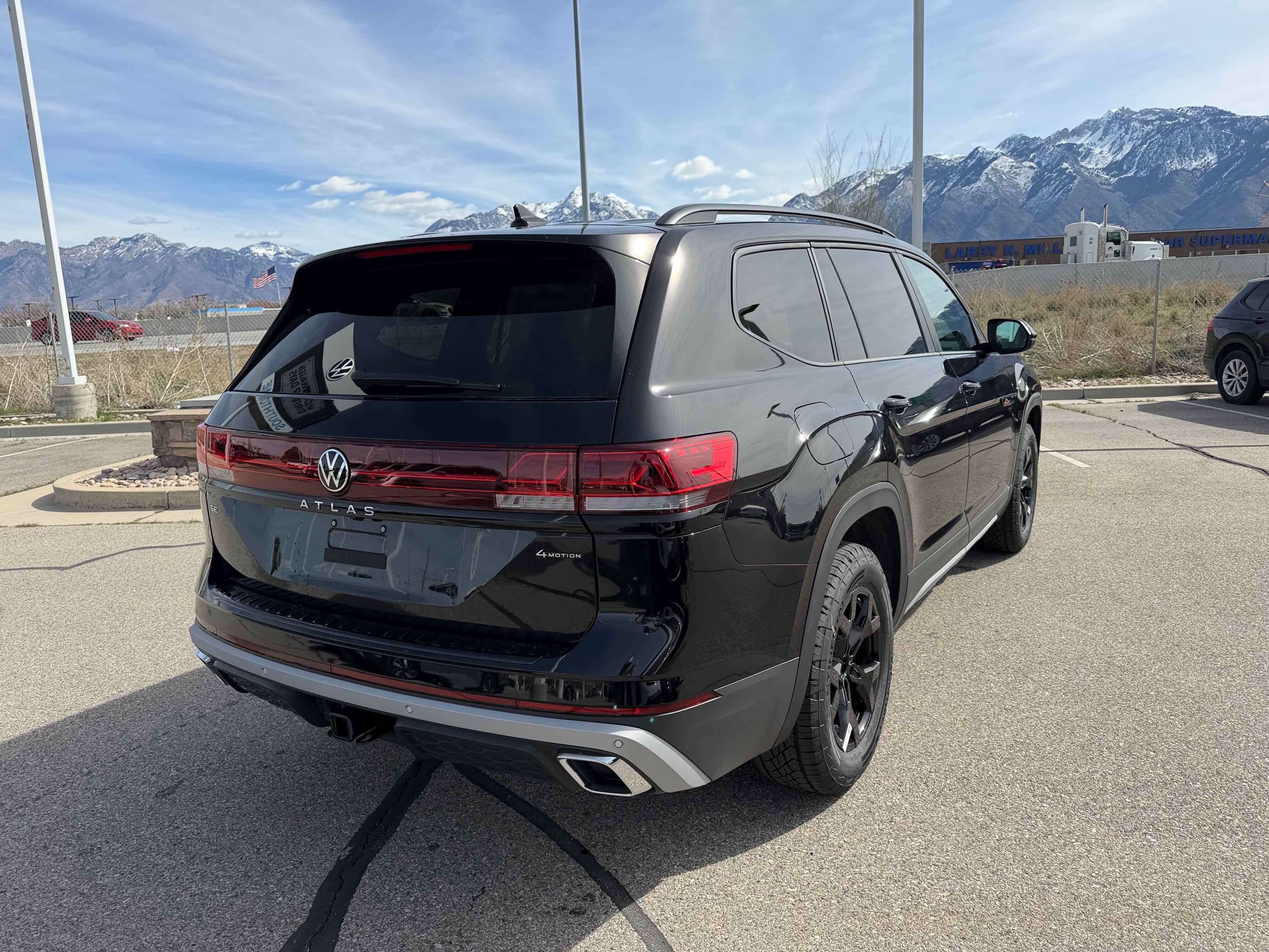 2026 Volkswagen Atlas 2.0T Peak Edition