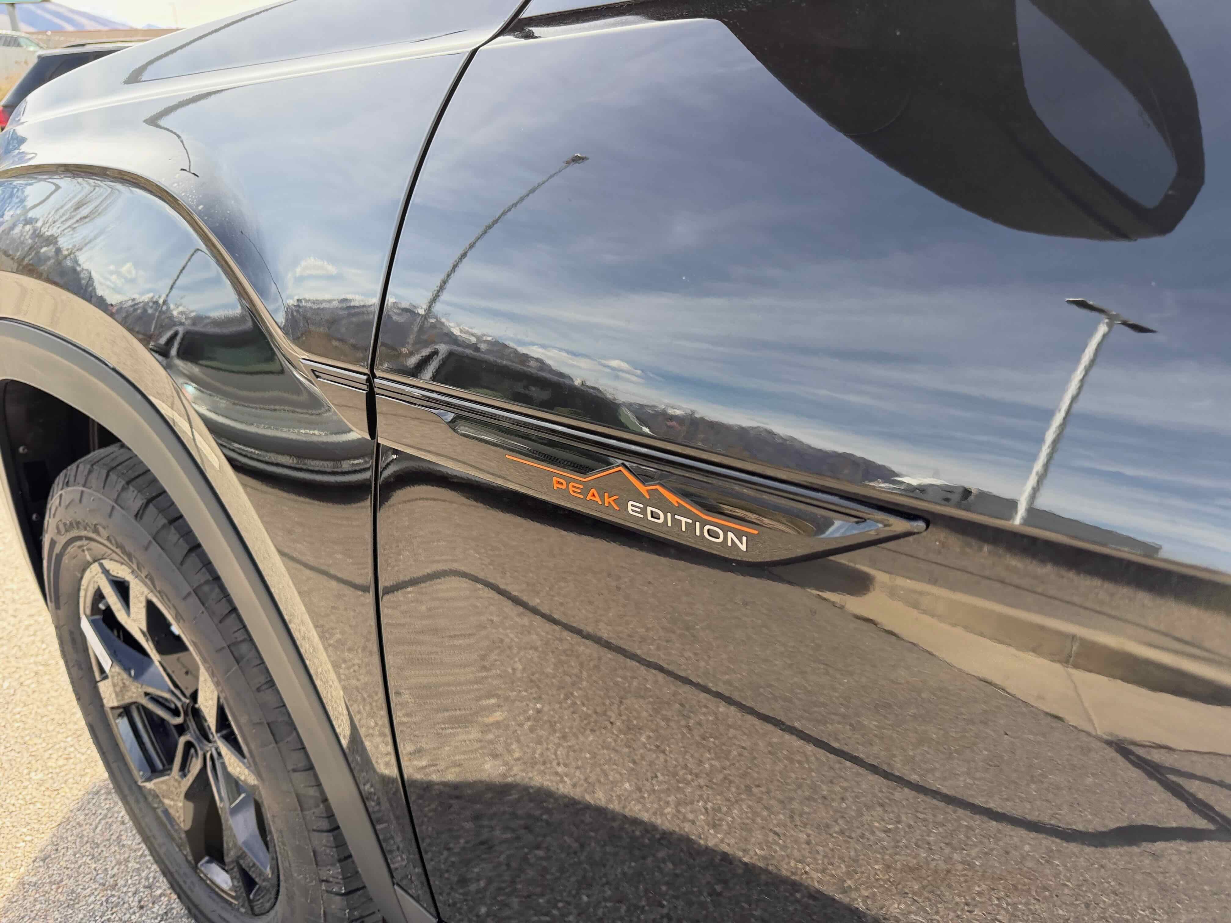 2026 Volkswagen Atlas 2.0T Peak Edition