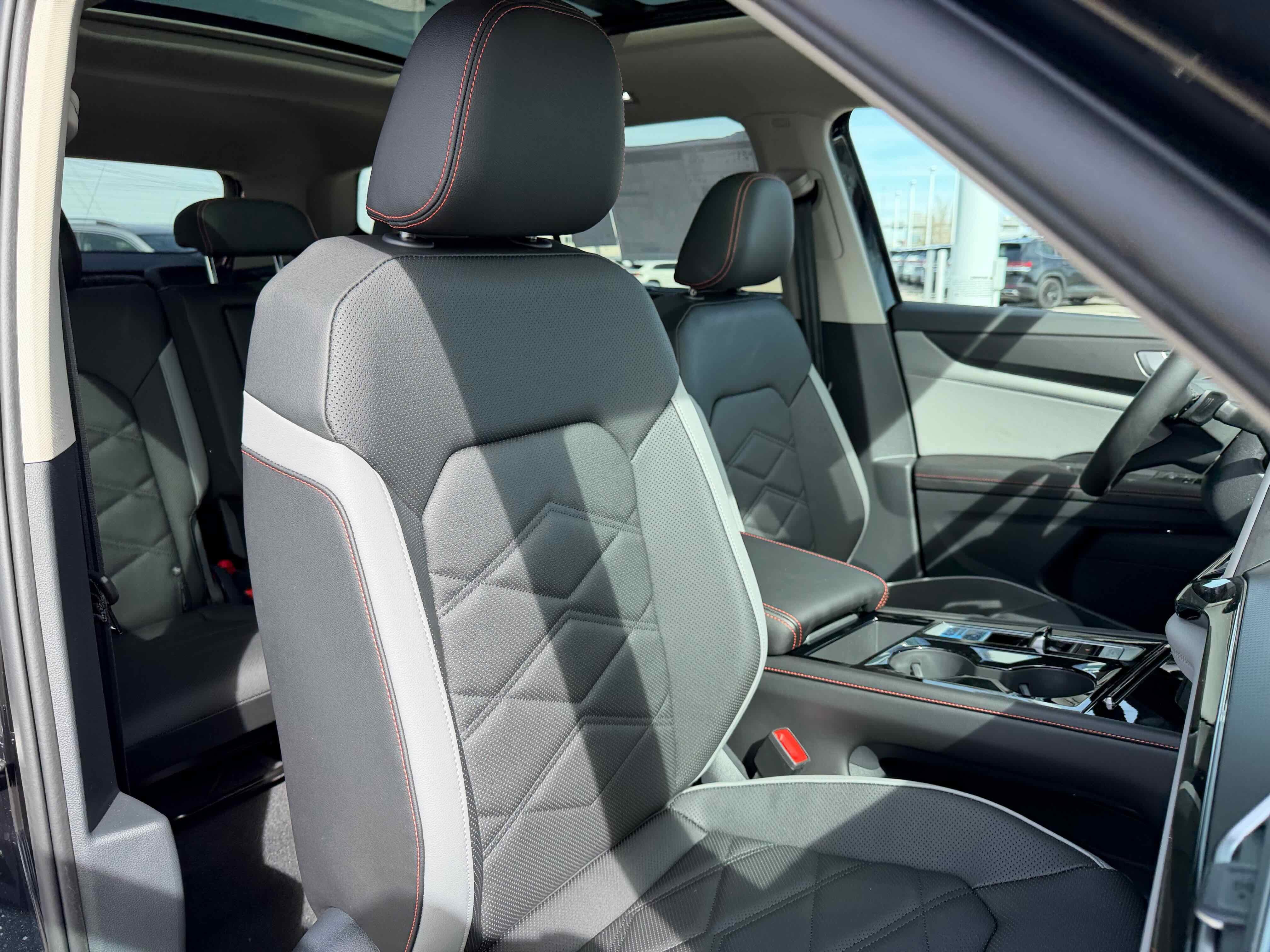 2026 Volkswagen Atlas 2.0T Peak Edition