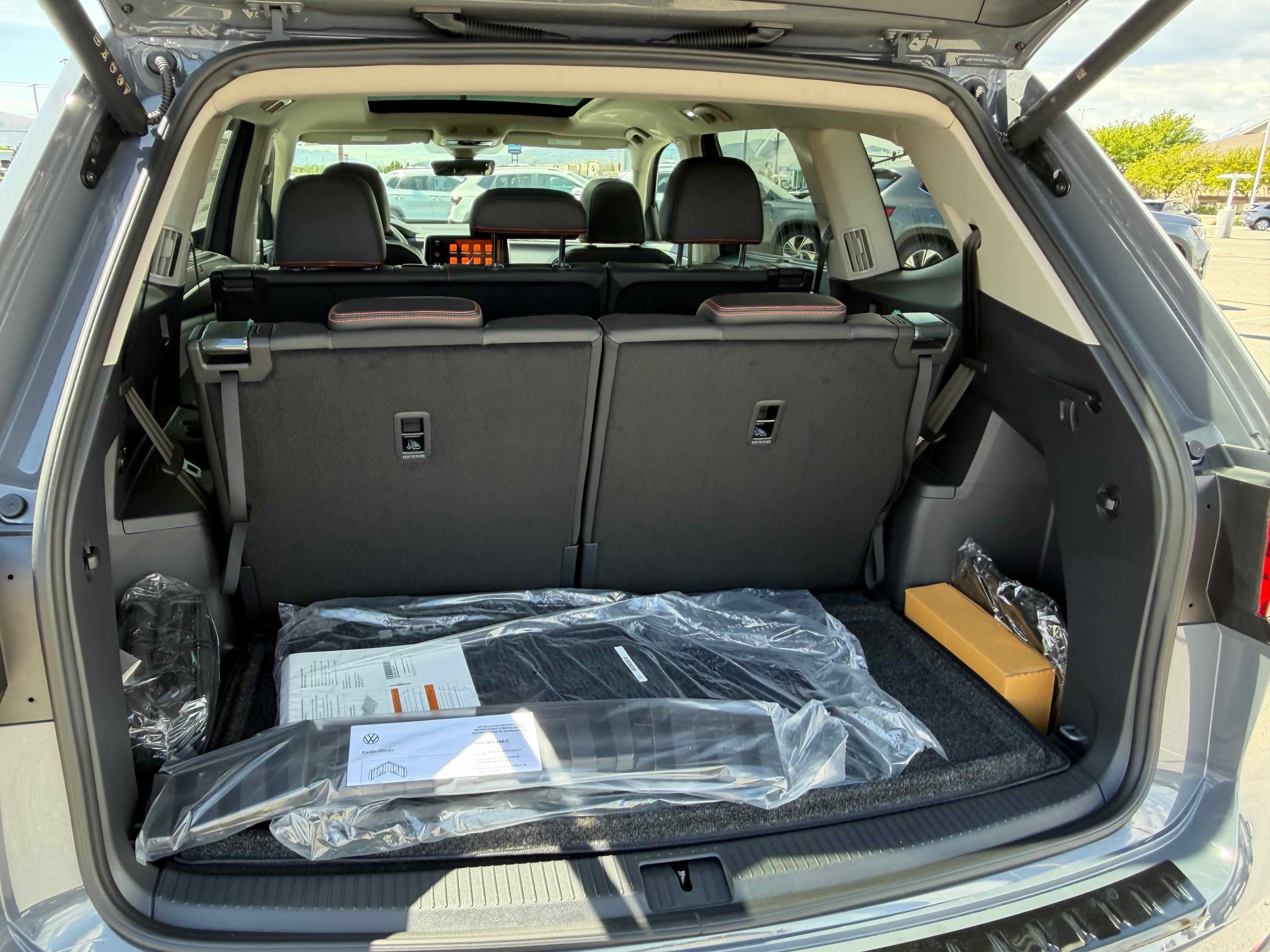 2026 Volkswagen Atlas 2.0T Peak Edition