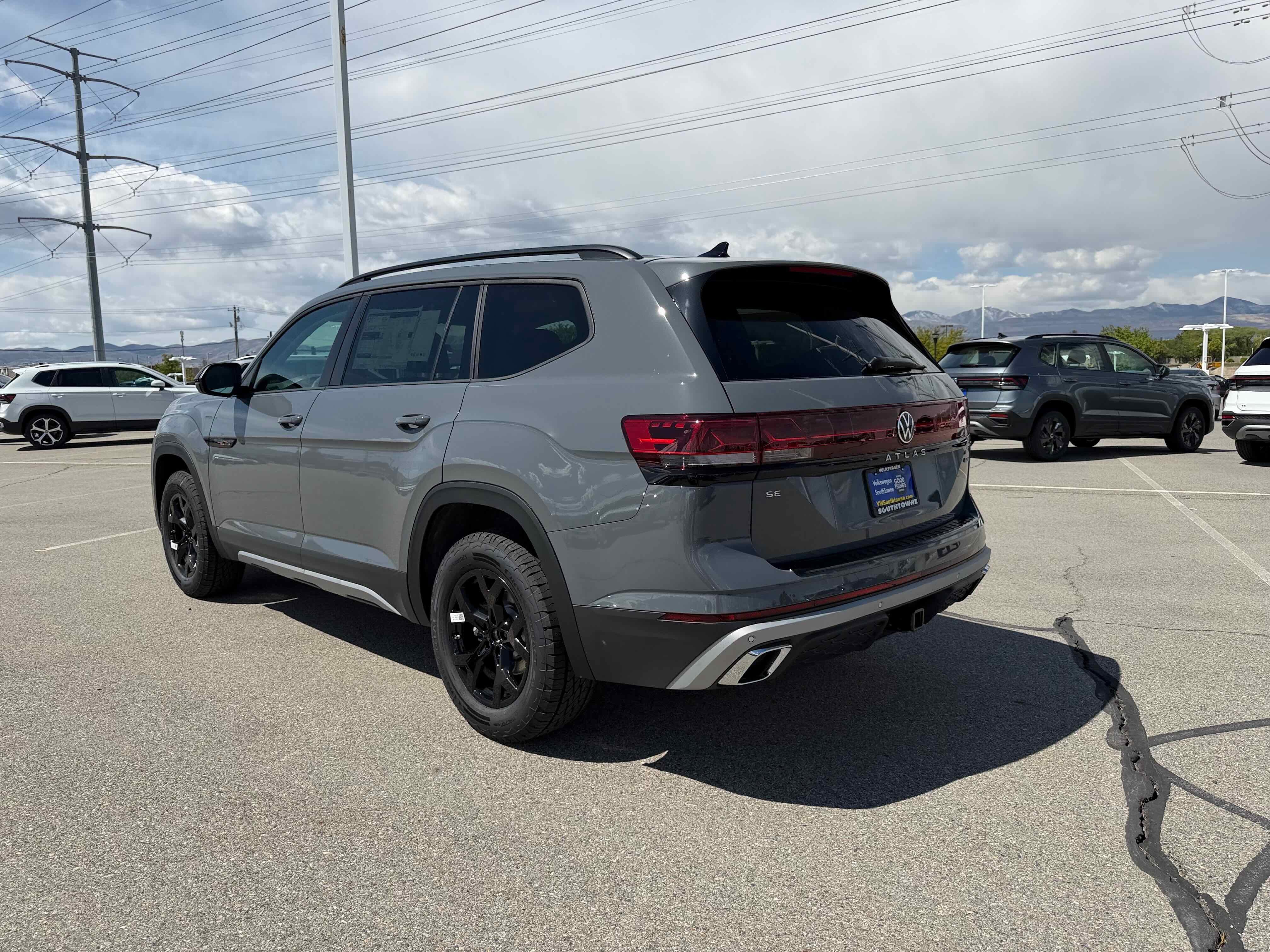 2026 Volkswagen Atlas 2.0T Peak Edition