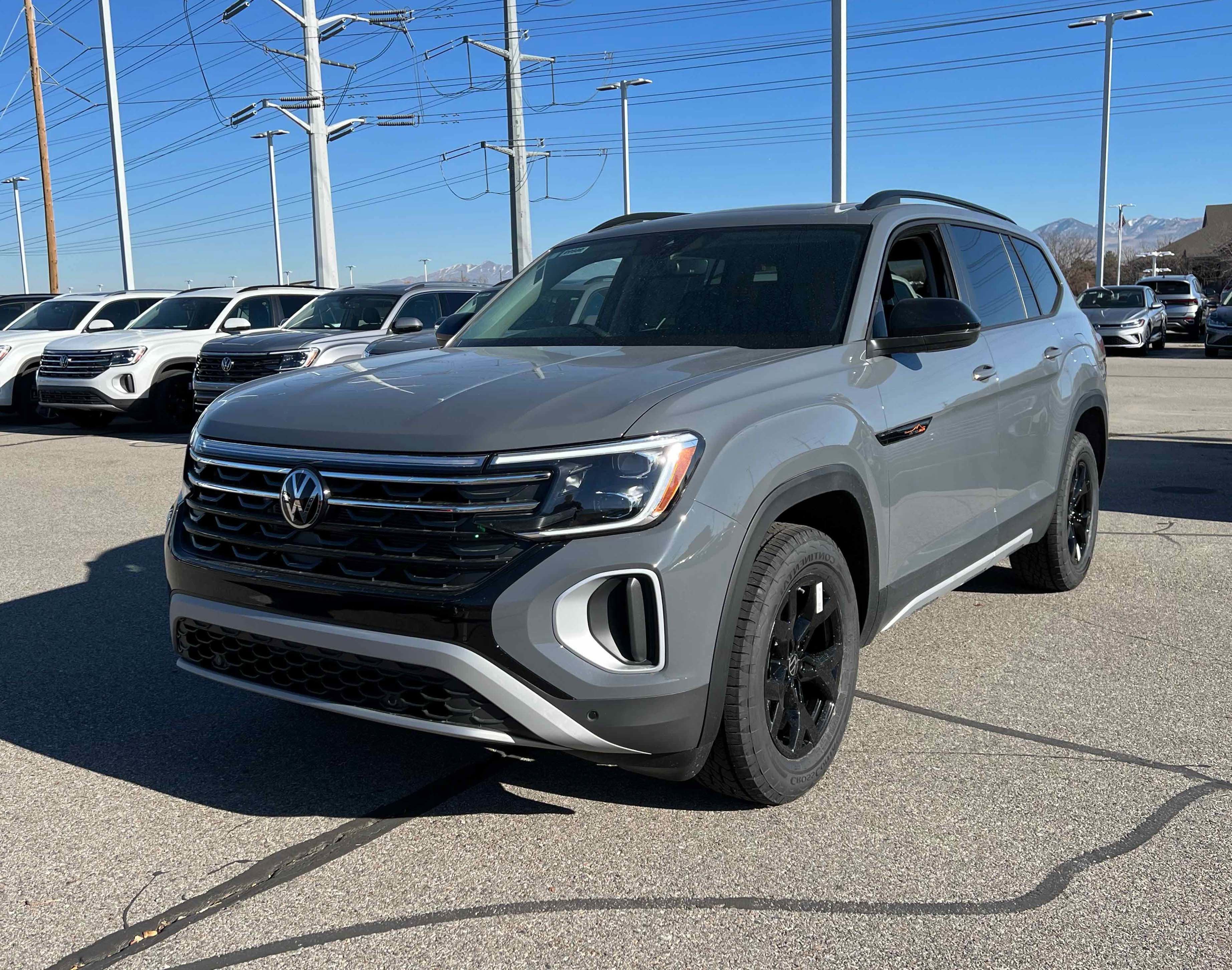 2026 Volkswagen Atlas 2.0T Peak Edition