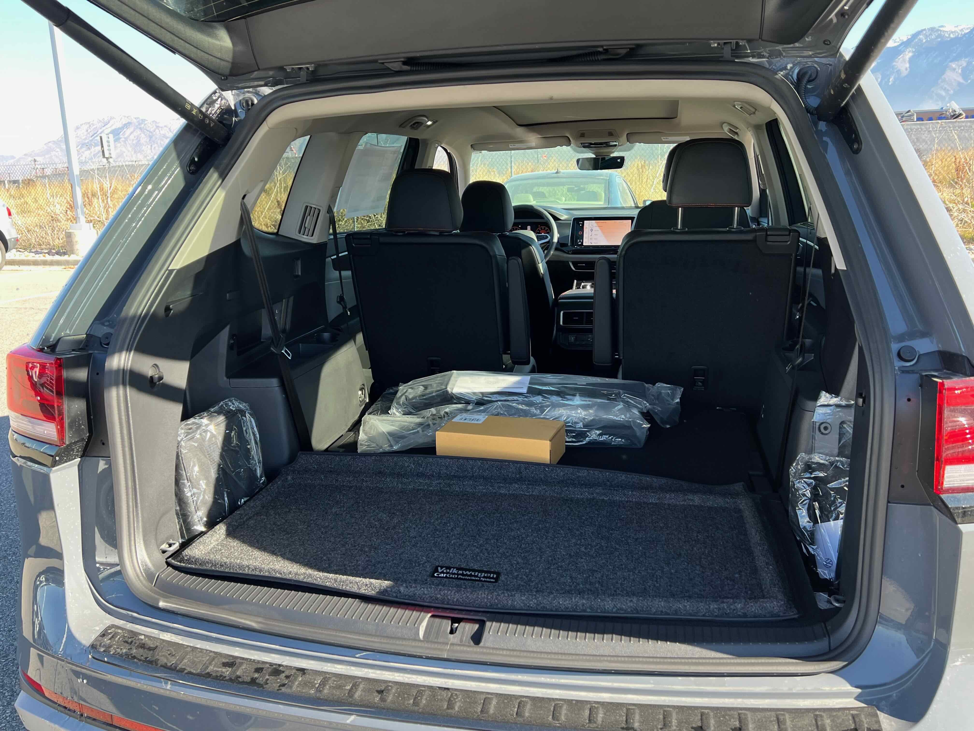 2026 Volkswagen Atlas 2.0T Peak Edition