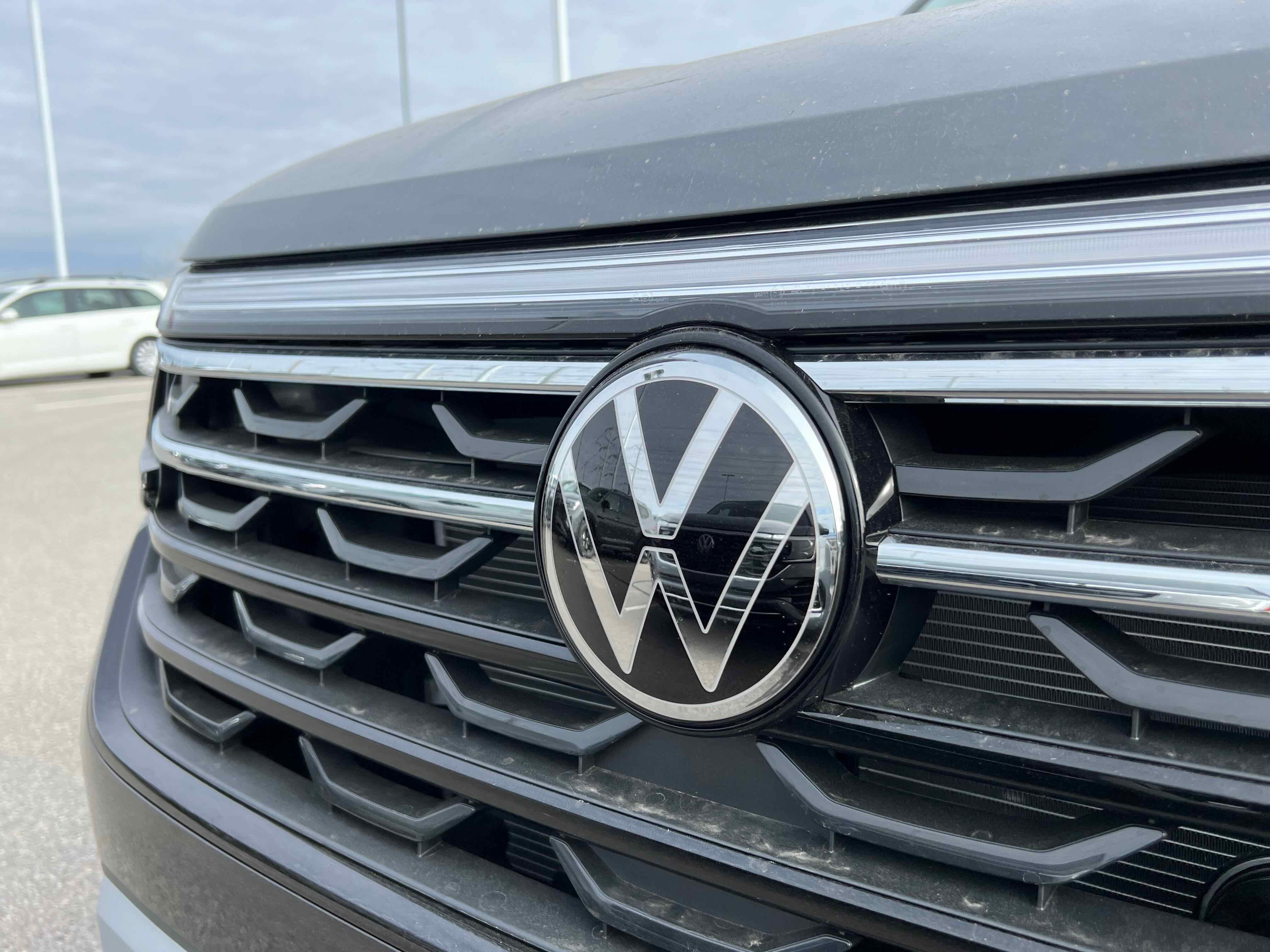 2026 Volkswagen Atlas 2.0T Peak Edition