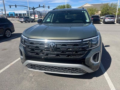 2024 Volkswagen Atlas 2.0T Peak Edition SE w/Technology