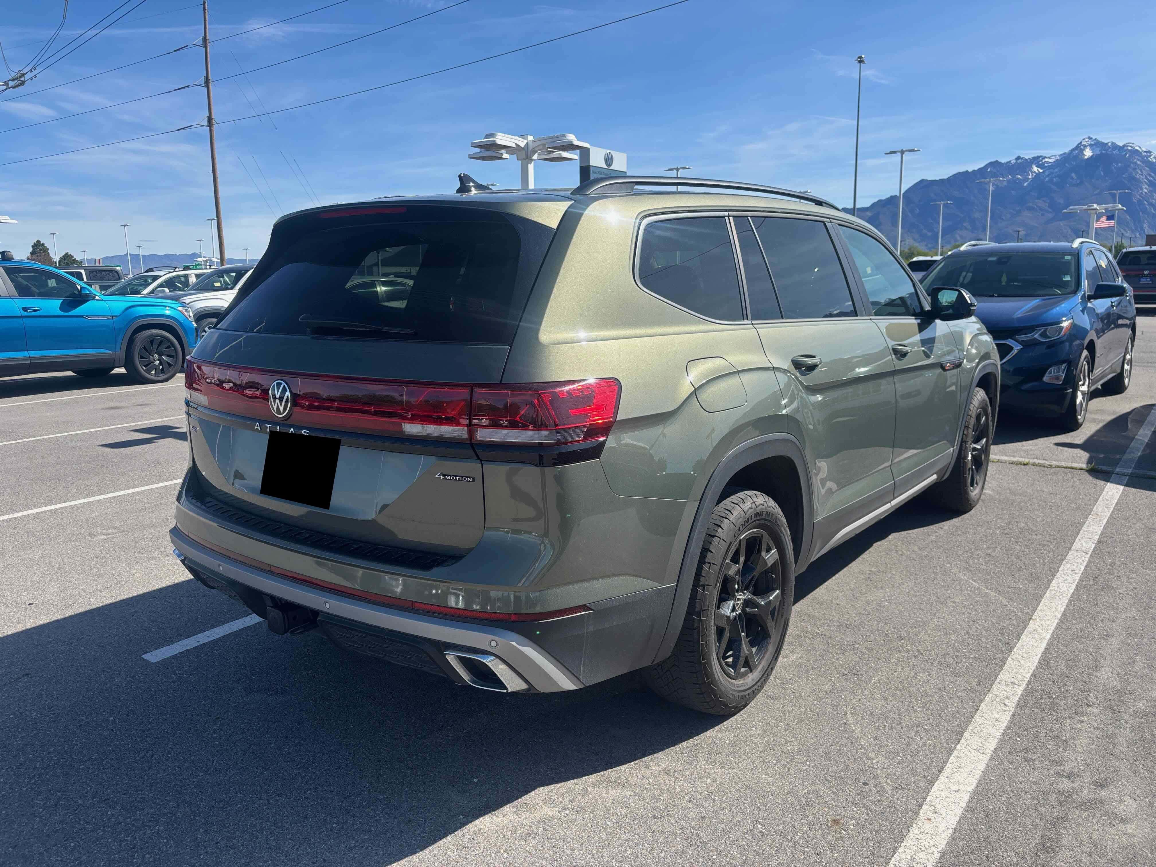 2024 Volkswagen Atlas 2.0T Peak Edition SE w/Technology