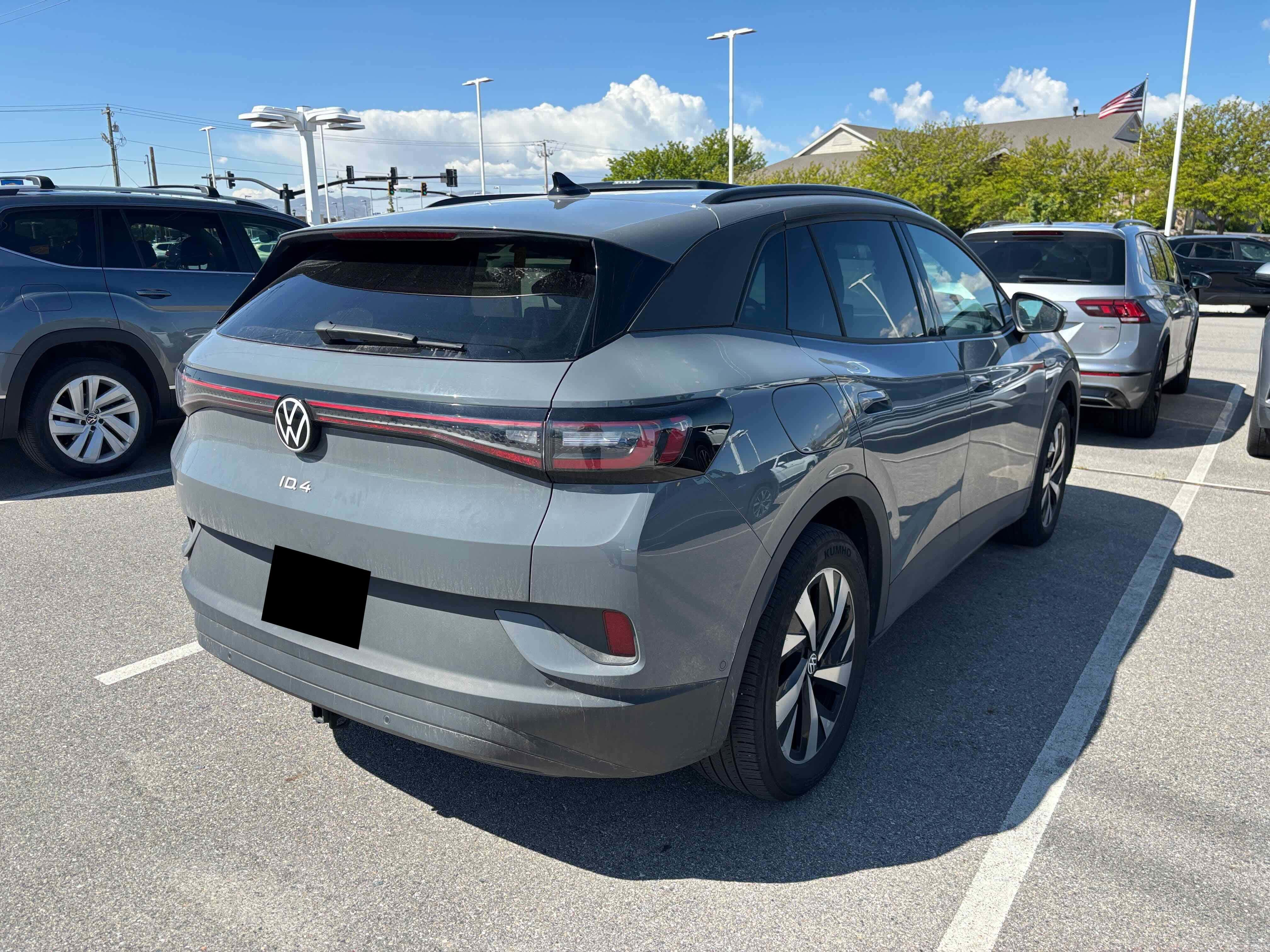 2023 Volkswagen ID.4 Pro