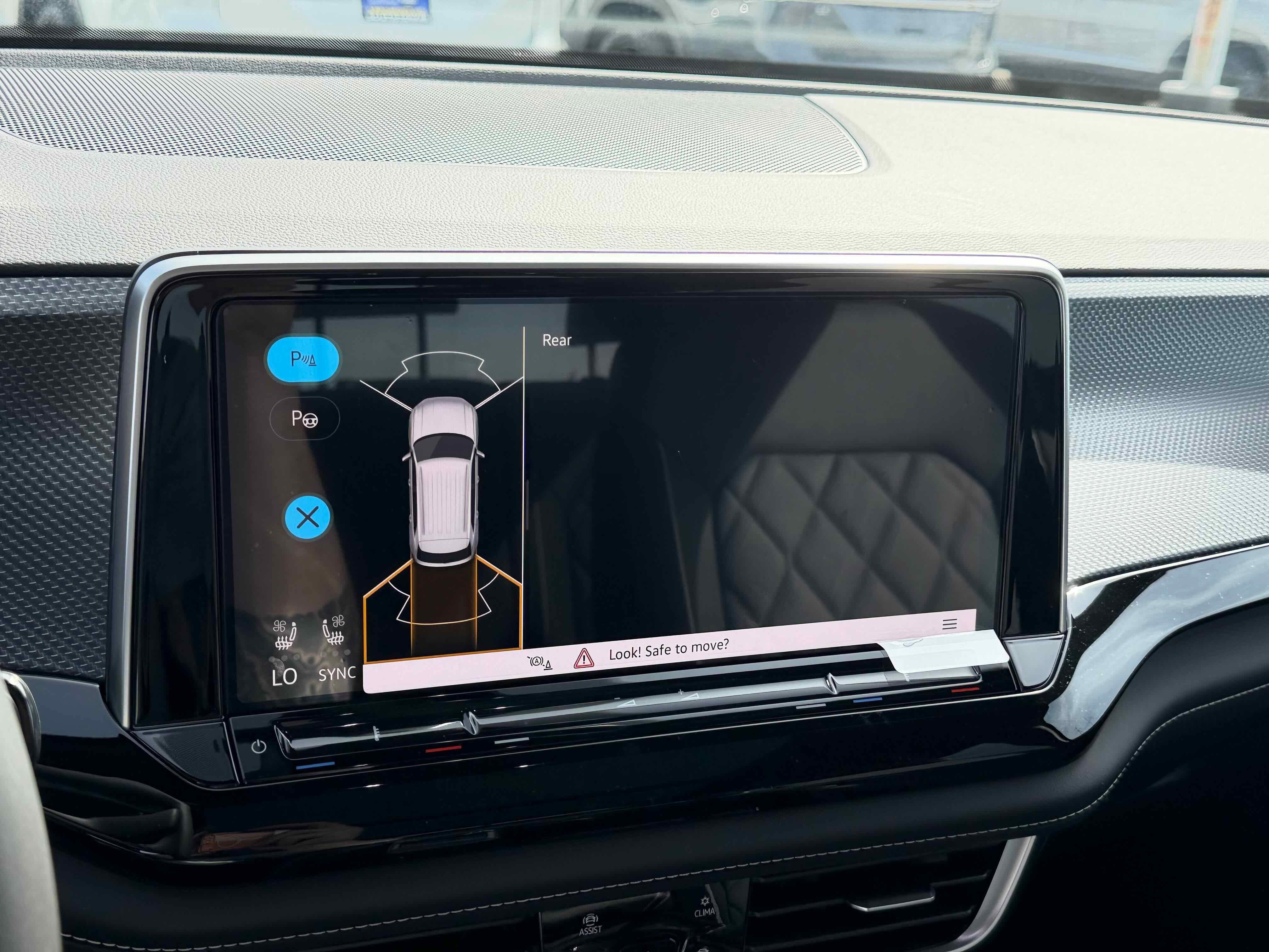 2026 Volkswagen Atlas Cross Sport 2.0T SEL Premium R-Line