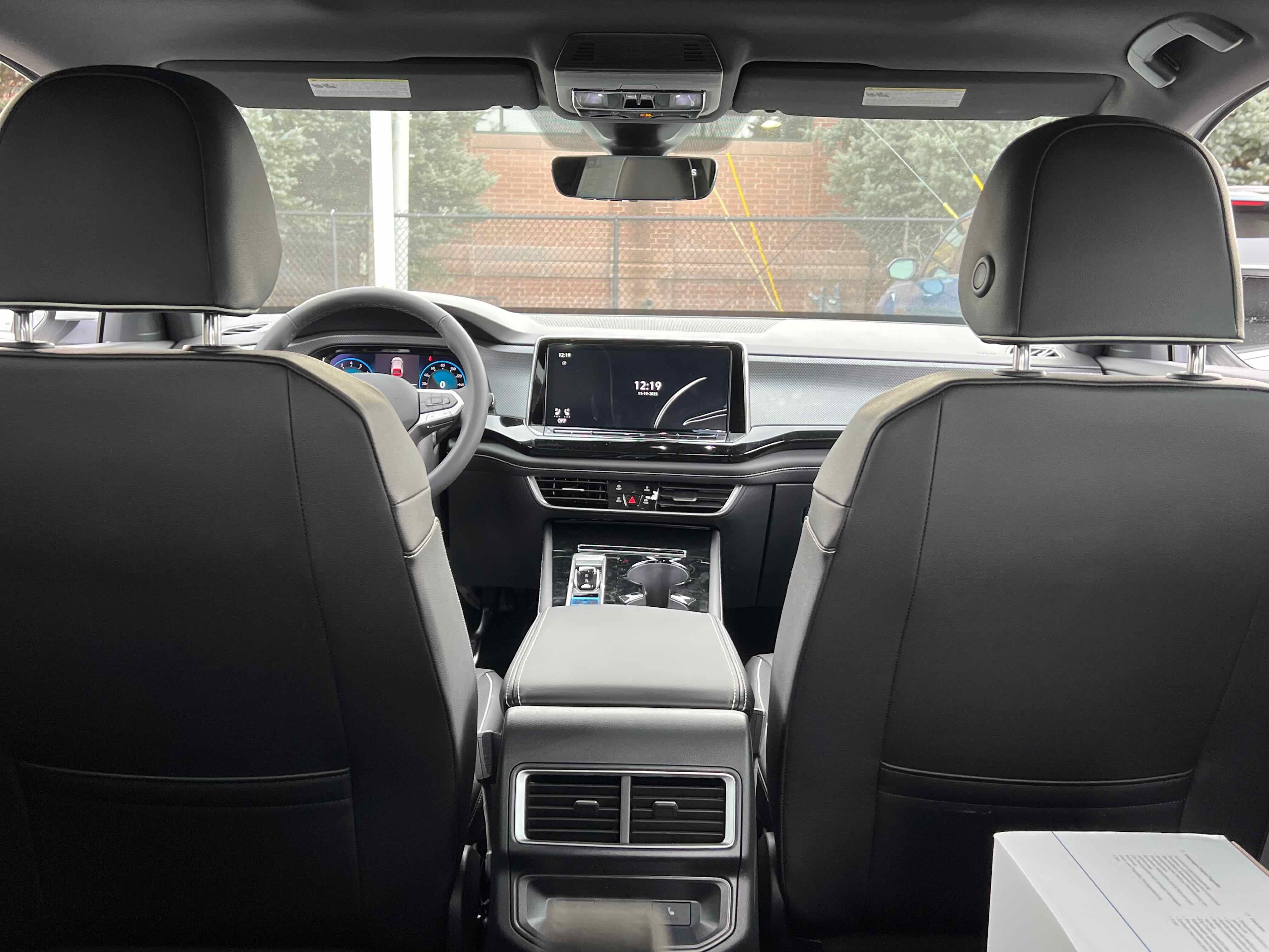 2026 Volkswagen Atlas Cross Sport 2.0T SEL Premium R-Line