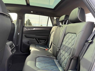 2026 Volkswagen Atlas Cross Sport 2.0T SEL Premium R-Line