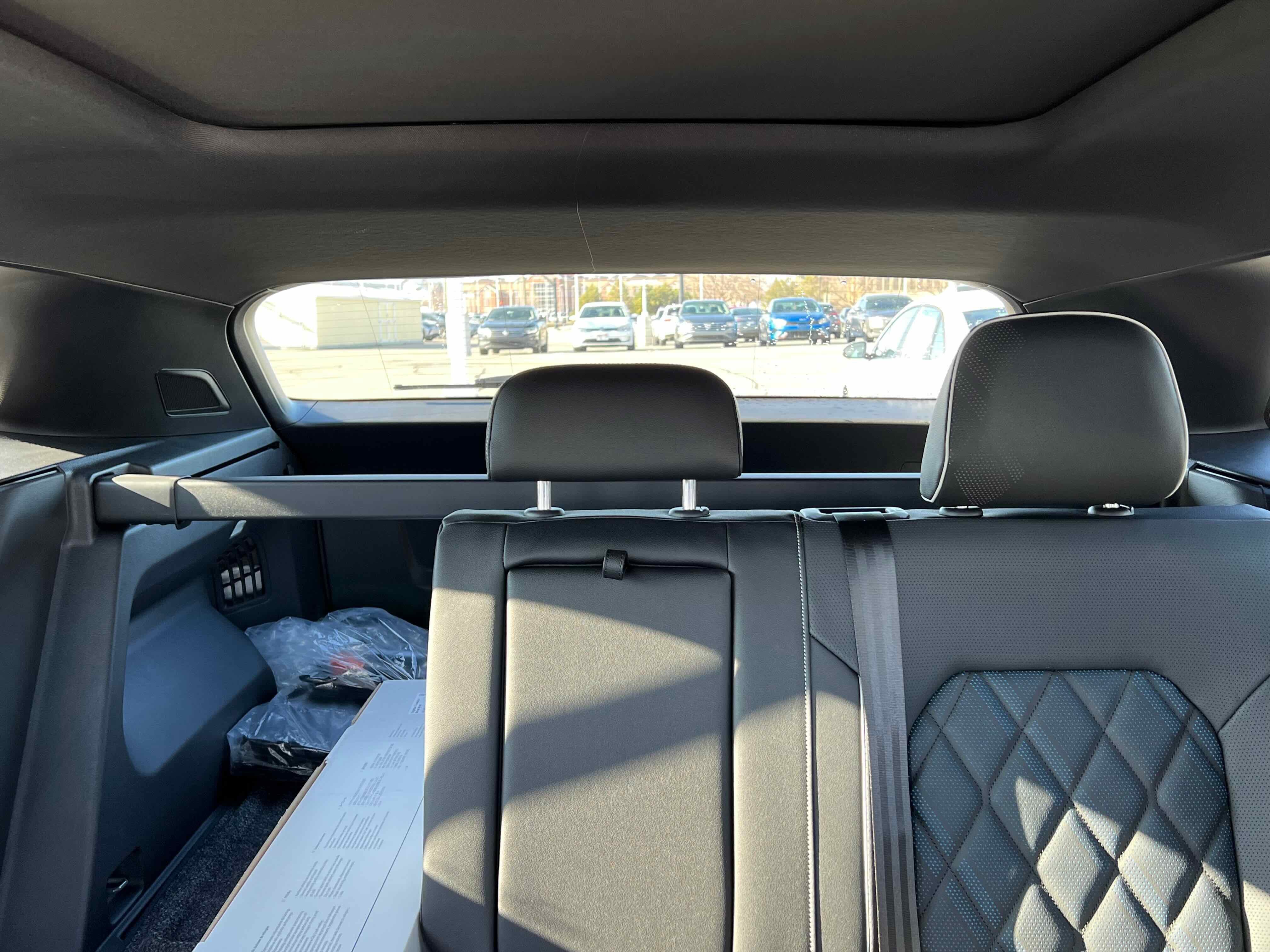 2026 Volkswagen Atlas Cross Sport 2.0T SEL Premium R-Line