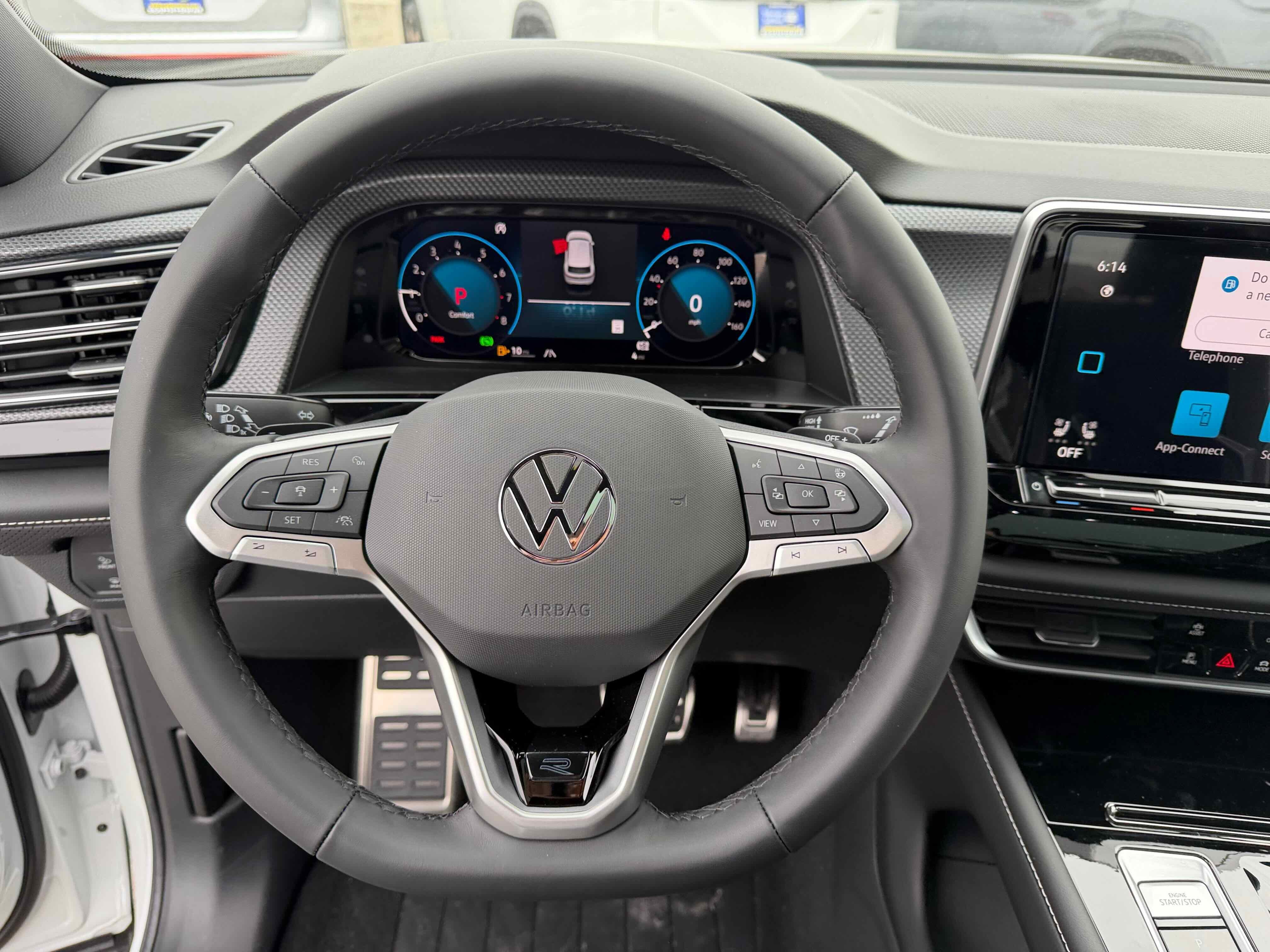 2026 Volkswagen Atlas Cross Sport 2.0T SEL Premium R-Line