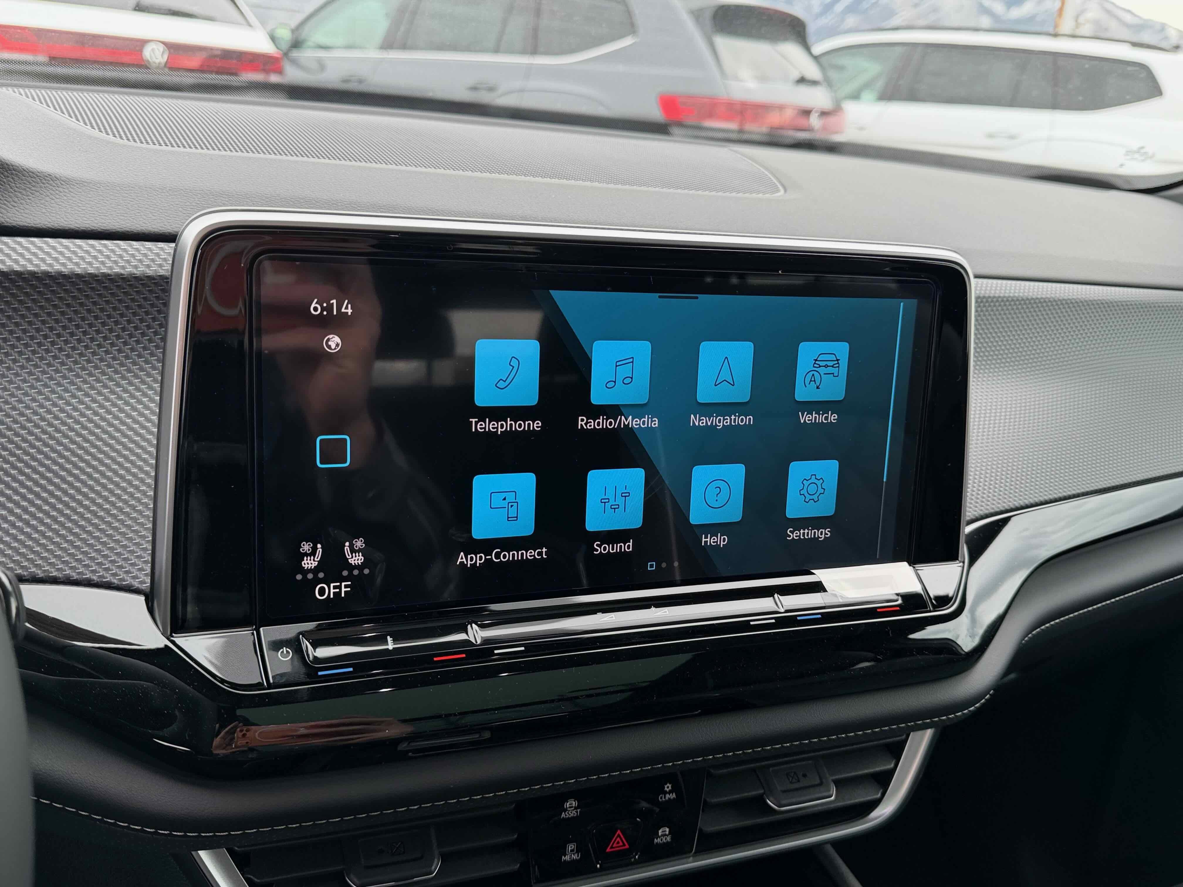 2026 Volkswagen Atlas Cross Sport 2.0T SEL Premium R-Line