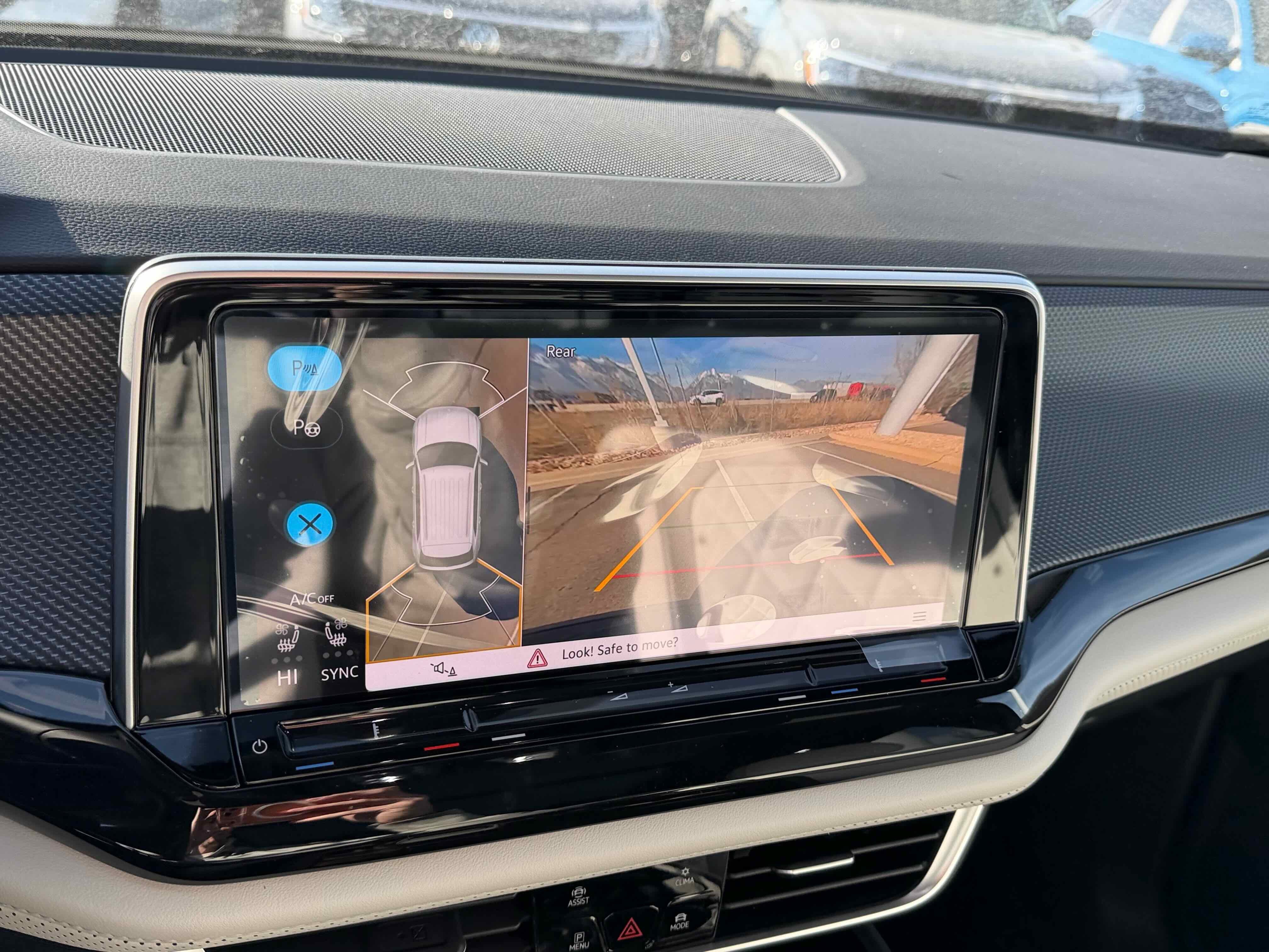 2026 Volkswagen Atlas Cross Sport 2.0T SEL Premium R-Line