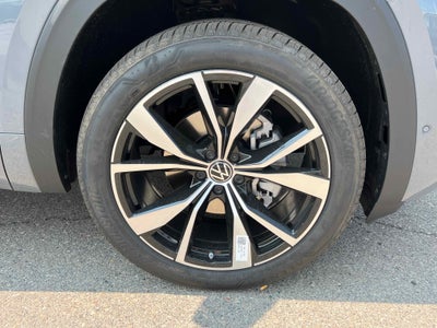 2026 Volkswagen Atlas Cross Sport 2.0T SEL Premium R-Line