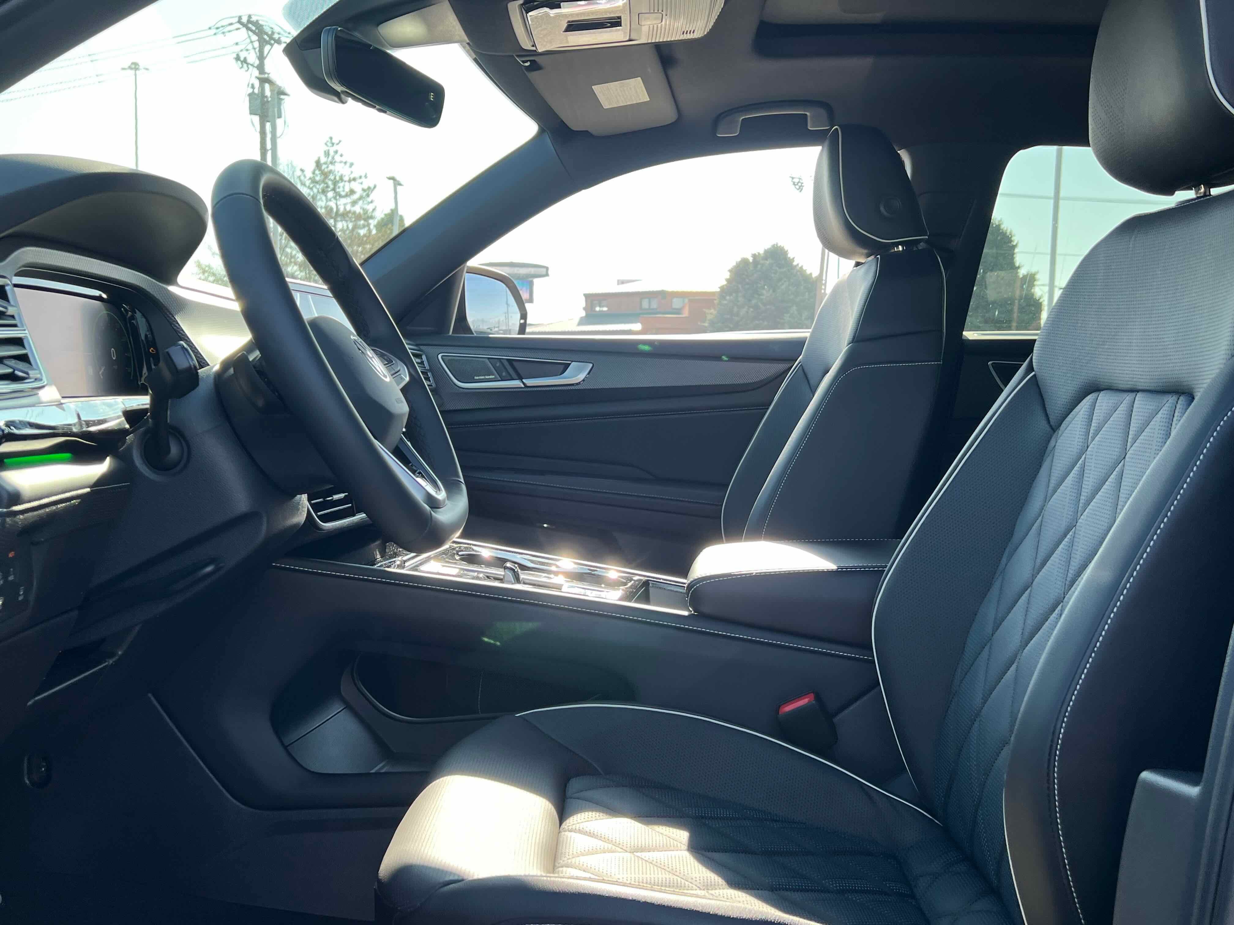 2026 Volkswagen Atlas Cross Sport 2.0T SEL Premium R-Line