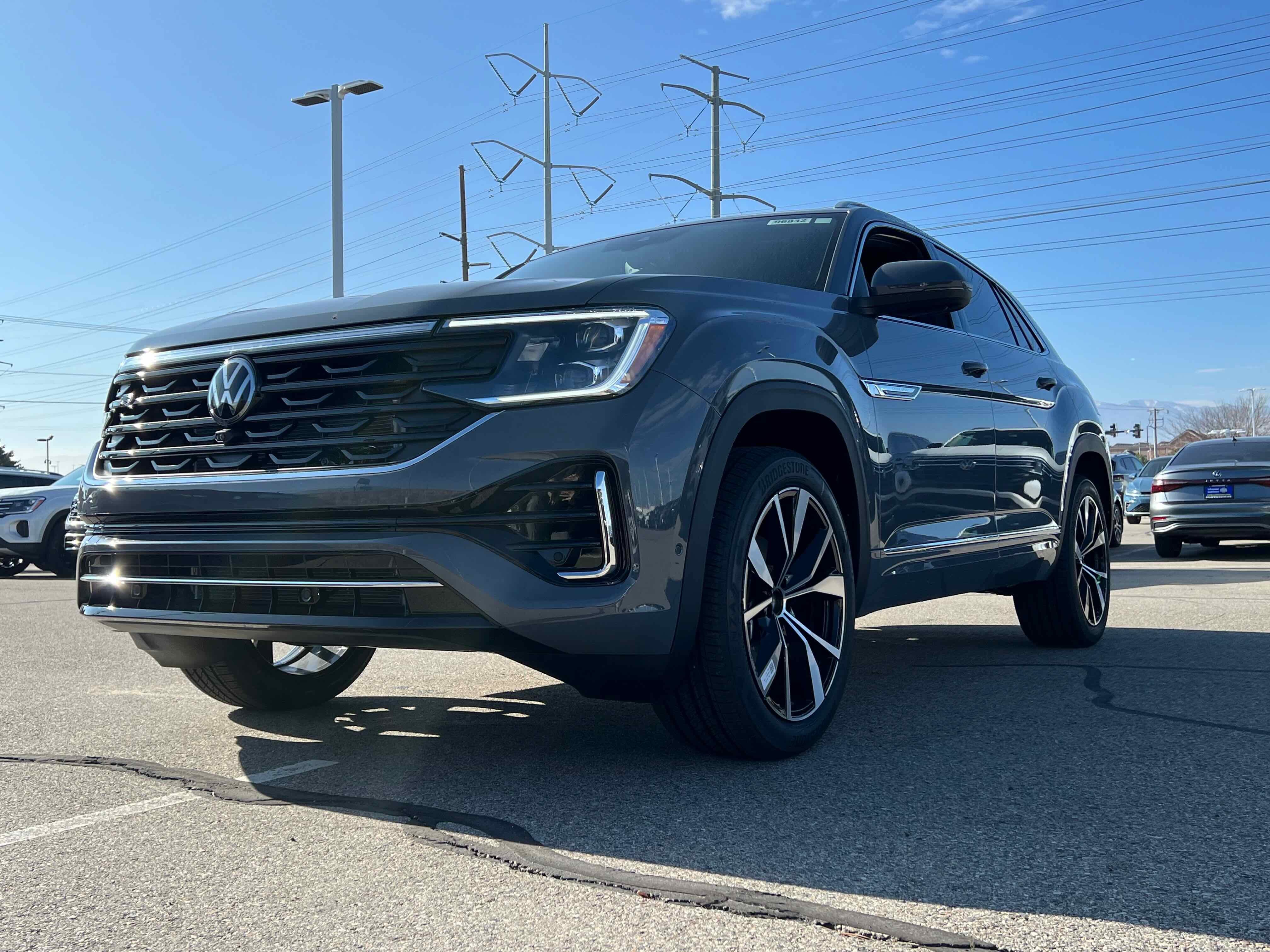 2026 Volkswagen Atlas Cross Sport 2.0T SEL Premium R-Line