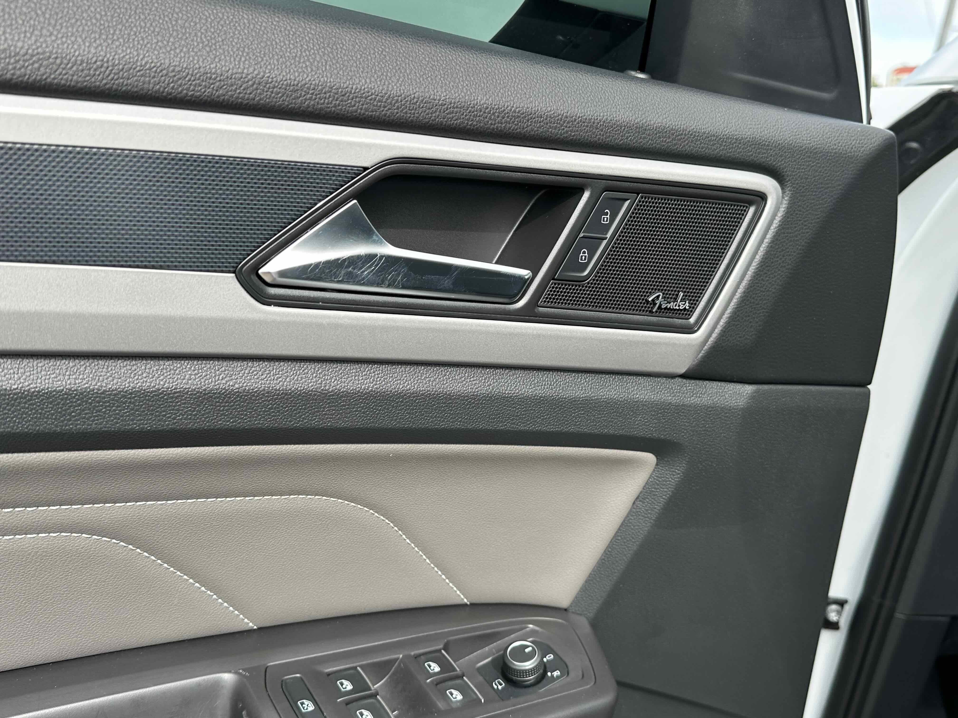 2023 Volkswagen Atlas Cross Sport 3.6L V6 SEL Premium R-Line