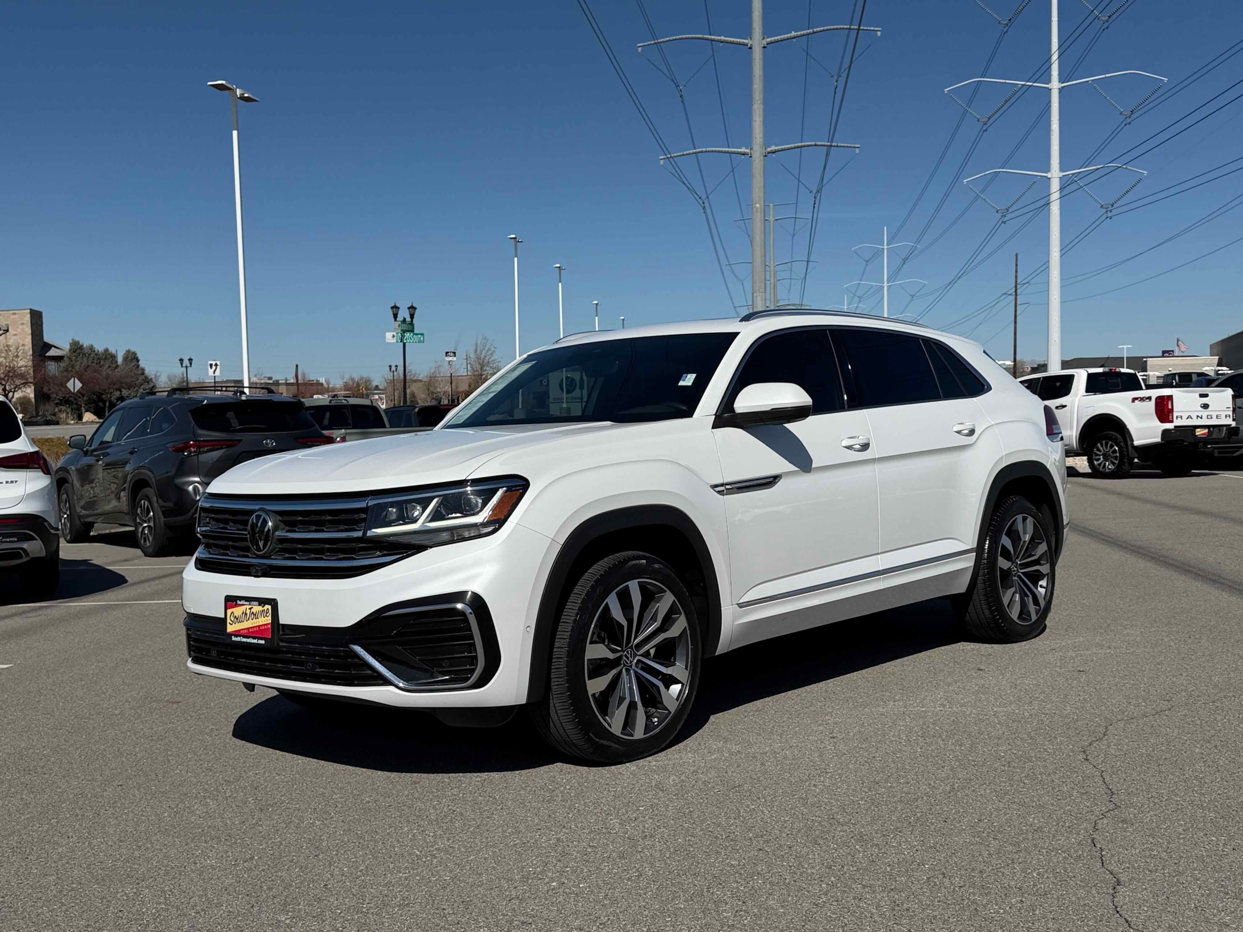2023 Volkswagen Atlas Cross Sport 3.6L V6 SEL Premium R-Line