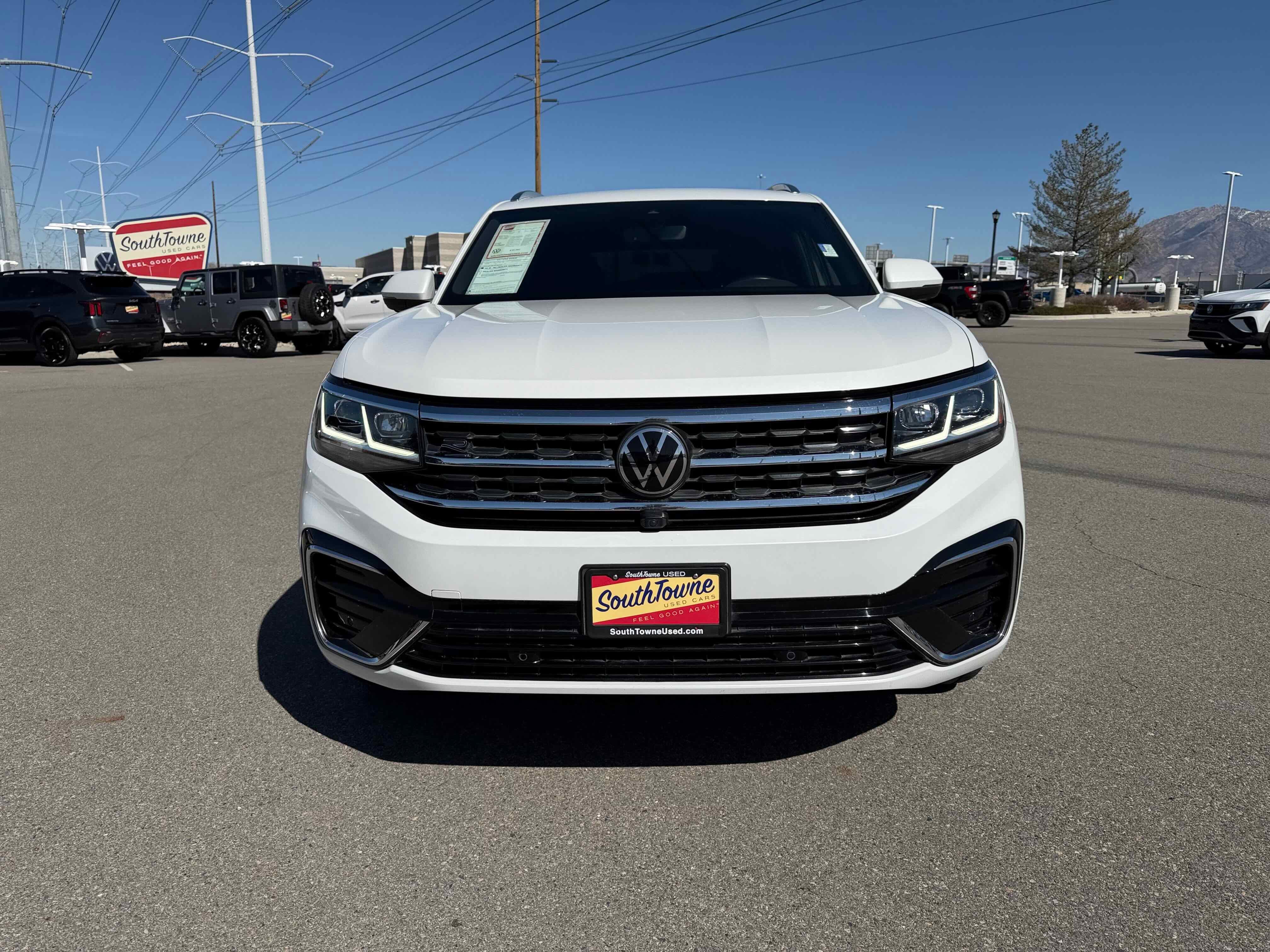 2023 Volkswagen Atlas Cross Sport 3.6L V6 SEL Premium R-Line