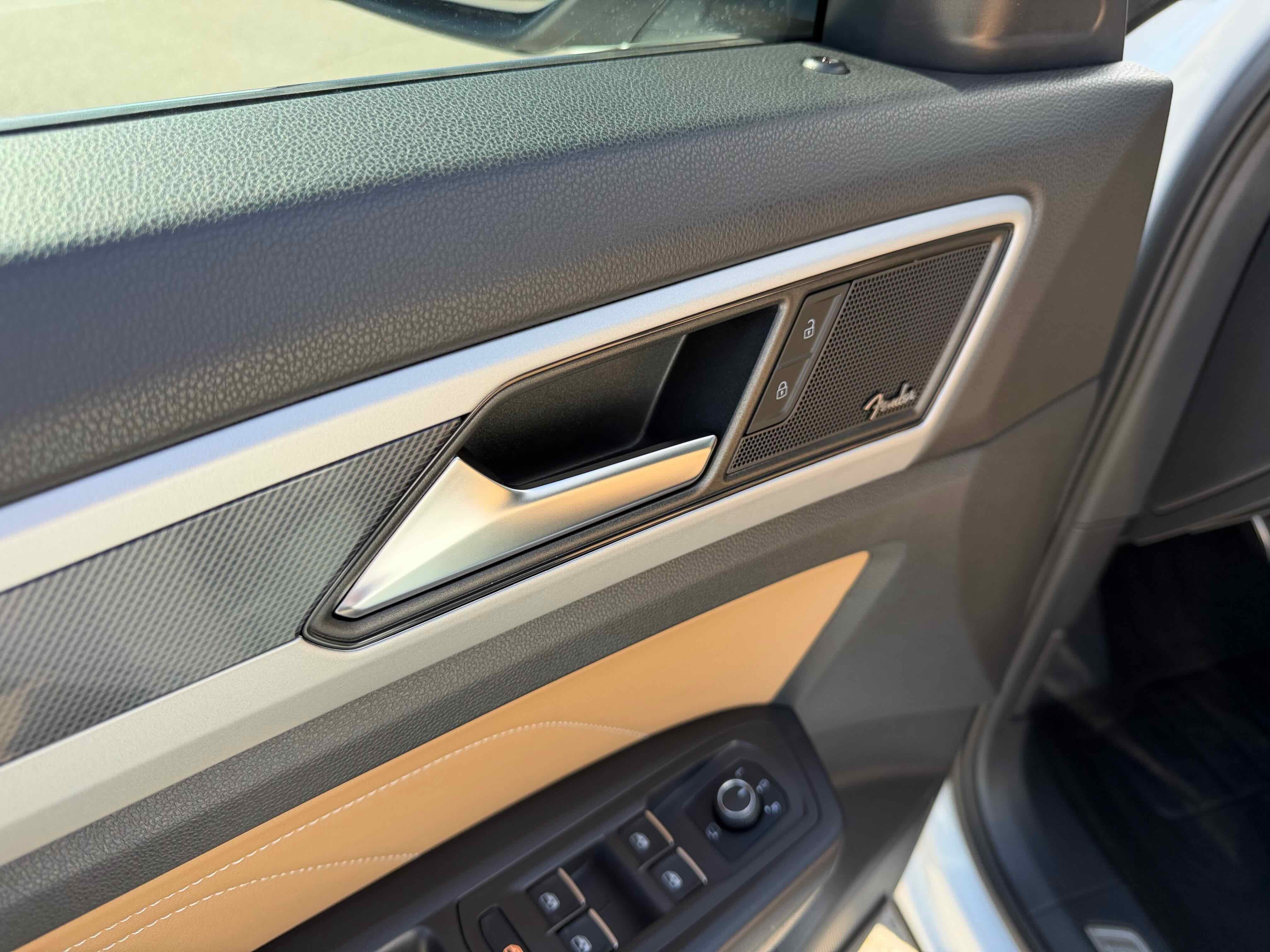 2023 Volkswagen Atlas Cross Sport 3.6L V6 SEL Premium R-Line