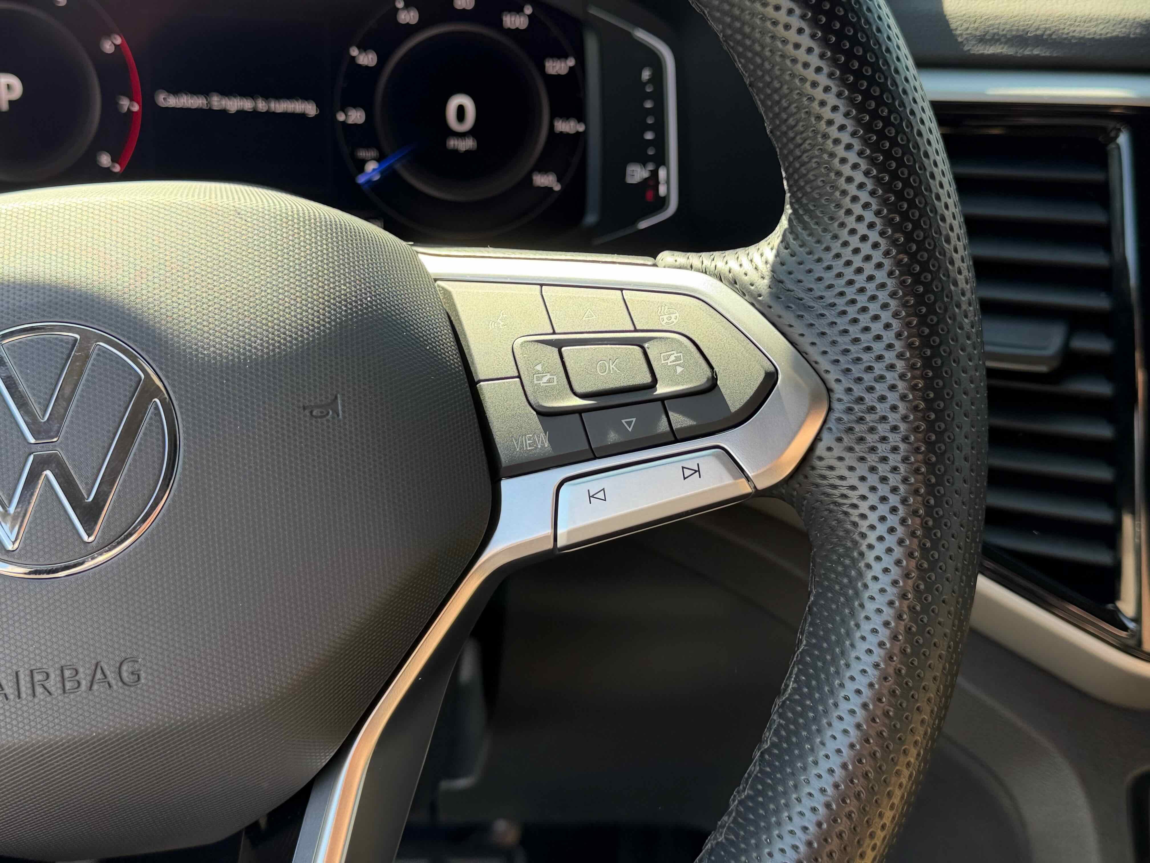 2023 Volkswagen Atlas Cross Sport 3.6L V6 SEL Premium R-Line