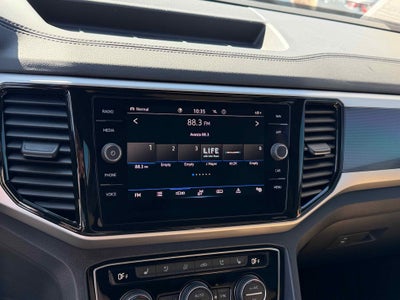 2023 Volkswagen Atlas Cross Sport 3.6L V6 SEL Premium R-Line