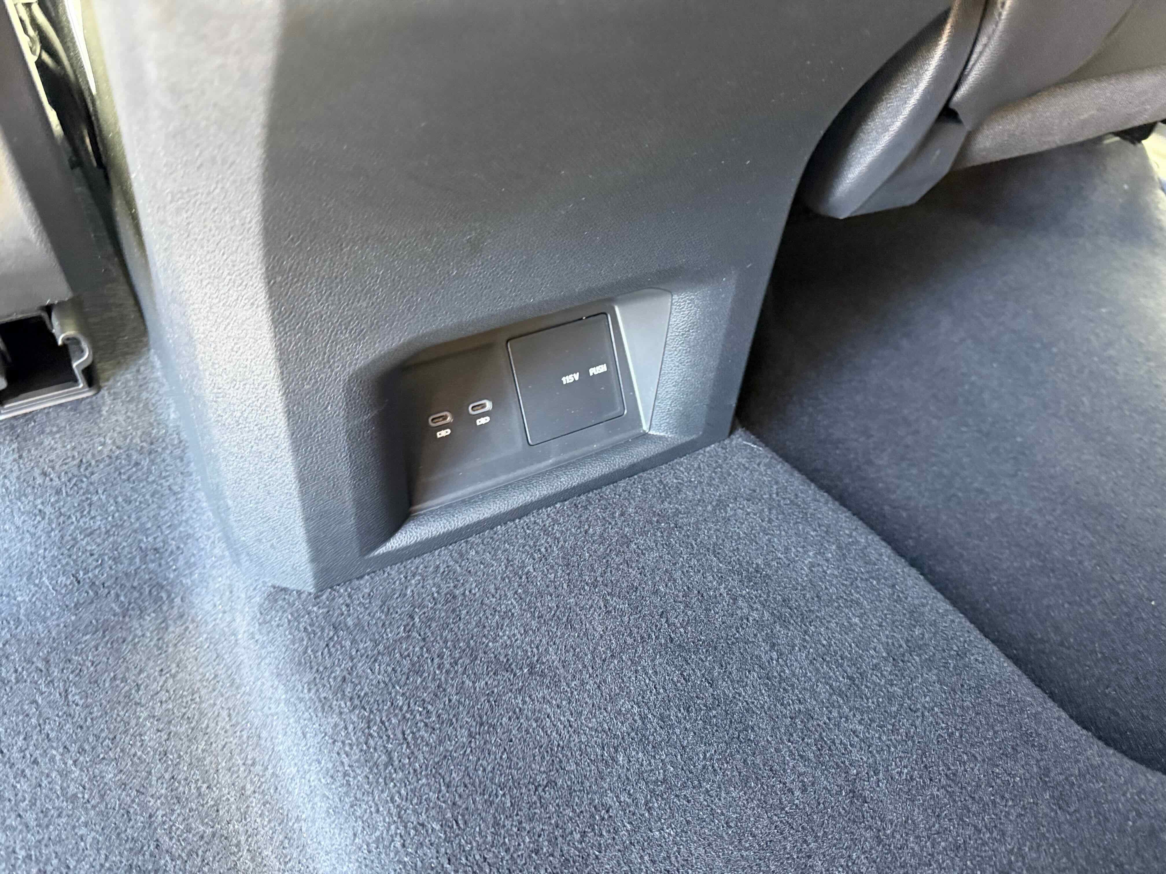 2023 Volkswagen Atlas Cross Sport 3.6L V6 SEL Premium R-Line