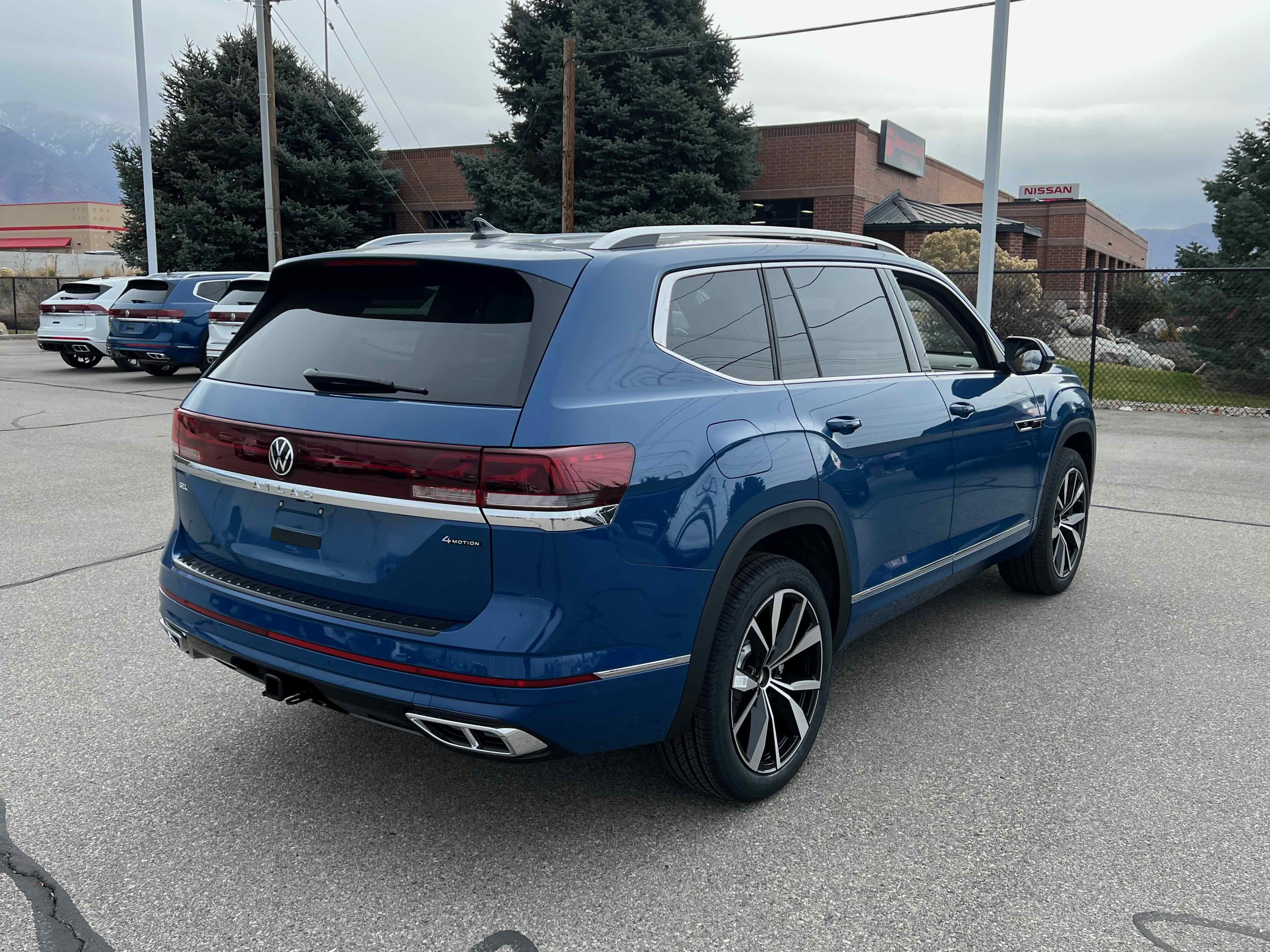 2026 Volkswagen Atlas 2.0T SEL Premium R-Line