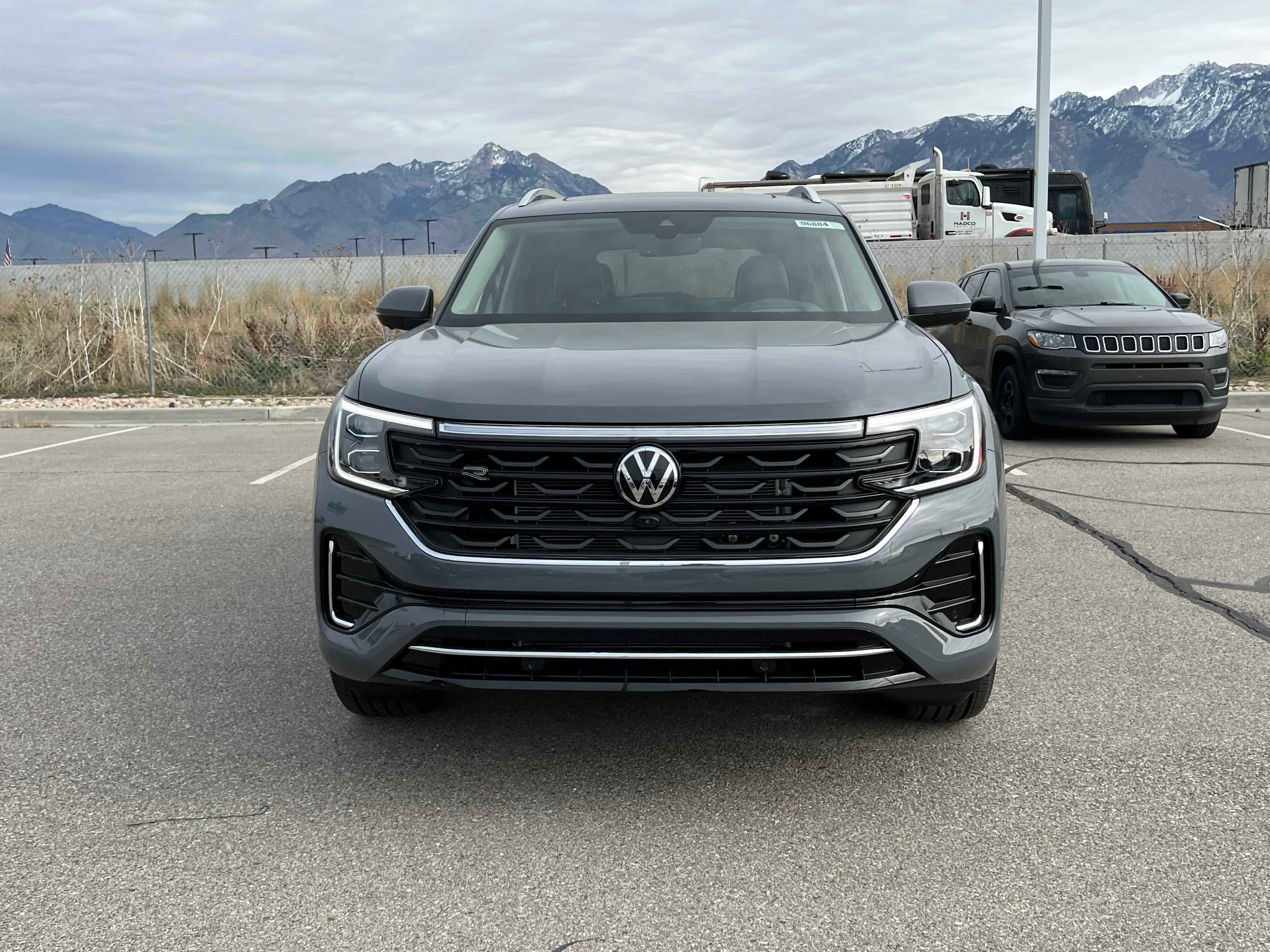 2026 Volkswagen Atlas 2.0T SEL Premium R-Line