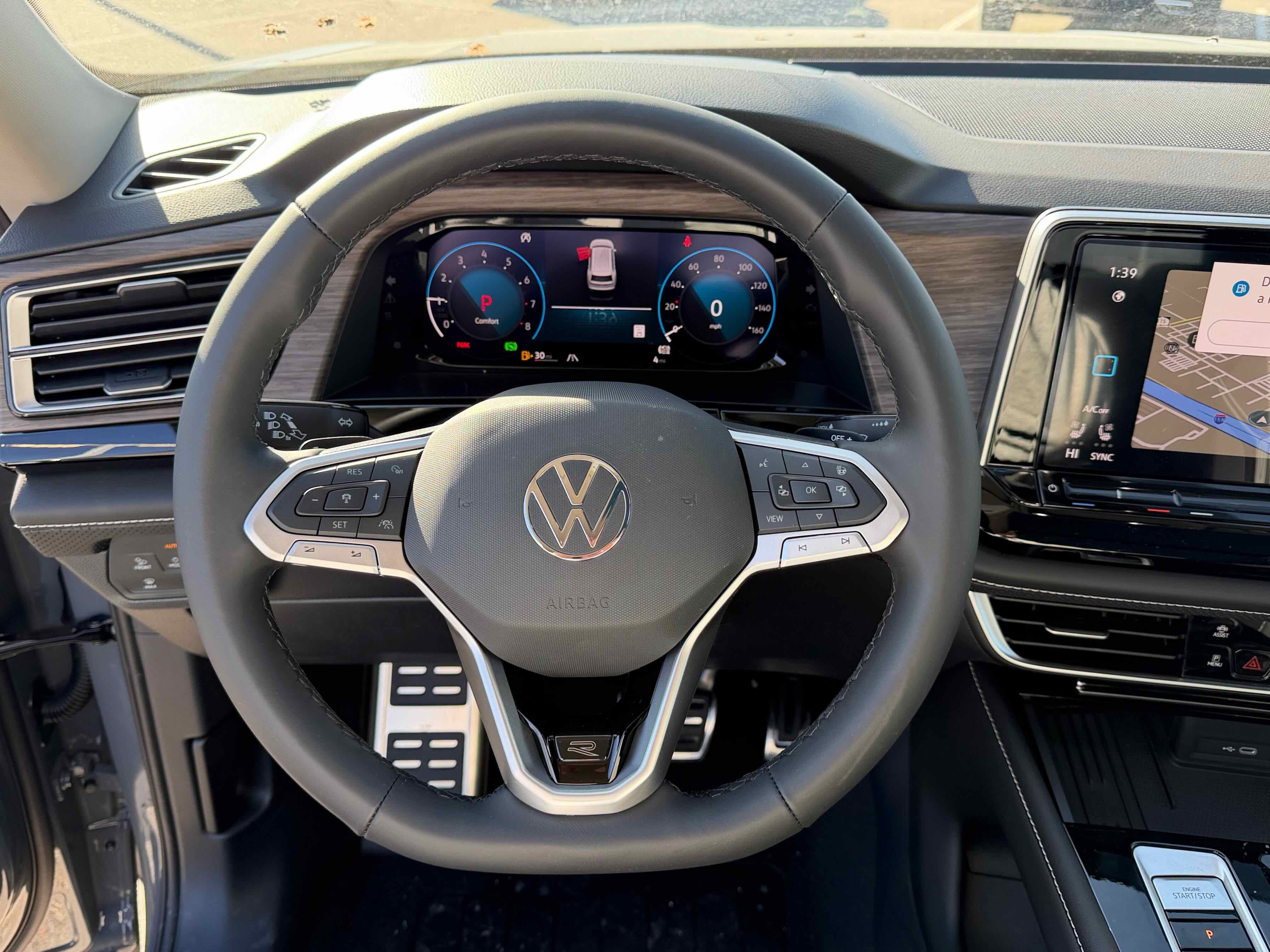 2026 Volkswagen Atlas 2.0T SEL Premium R-Line