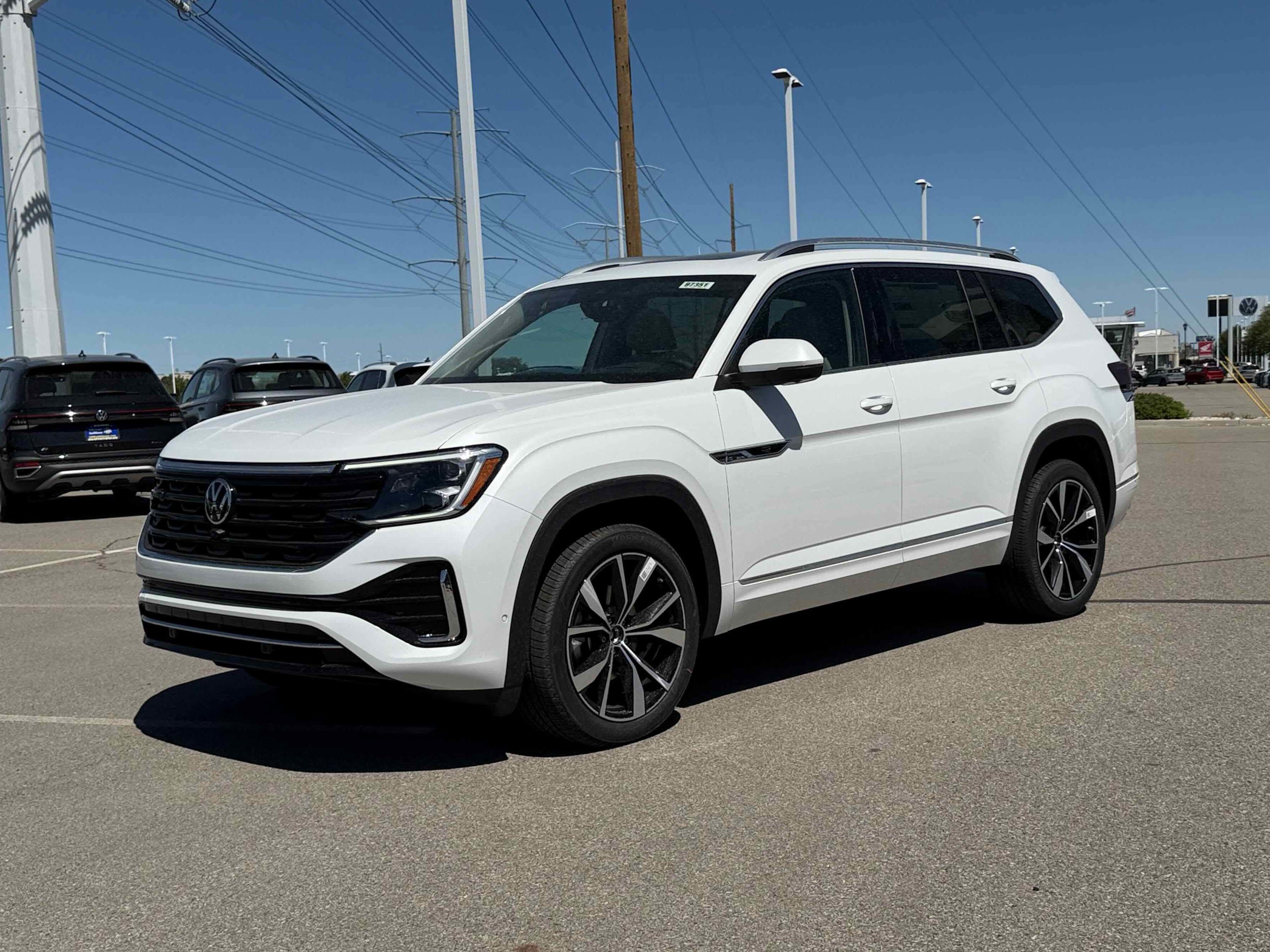 2026 Volkswagen Atlas 2.0T SEL Premium R-Line