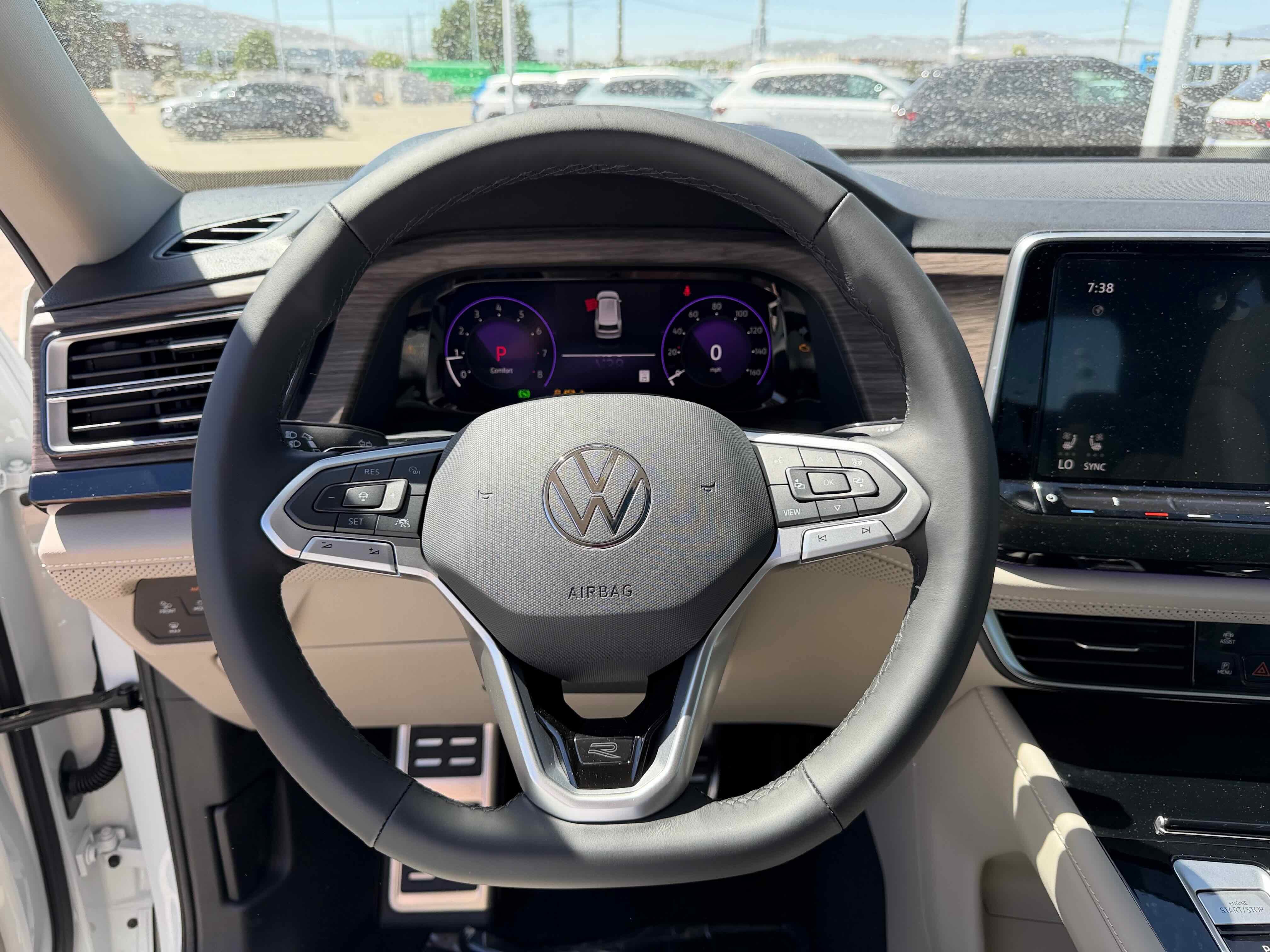 2026 Volkswagen Atlas 2.0T SEL Premium R-Line