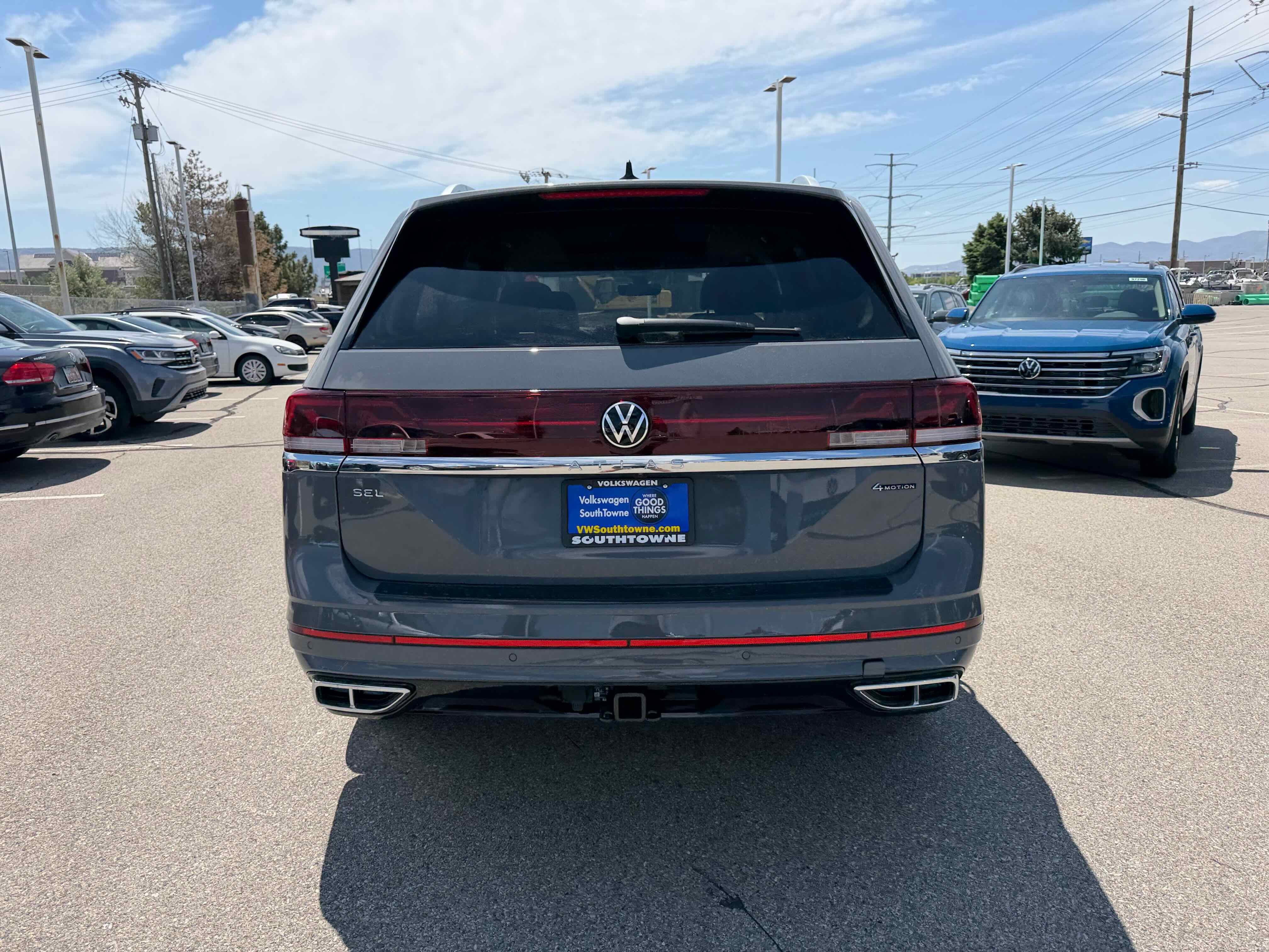2026 Volkswagen Atlas 2.0T SEL Premium R-Line