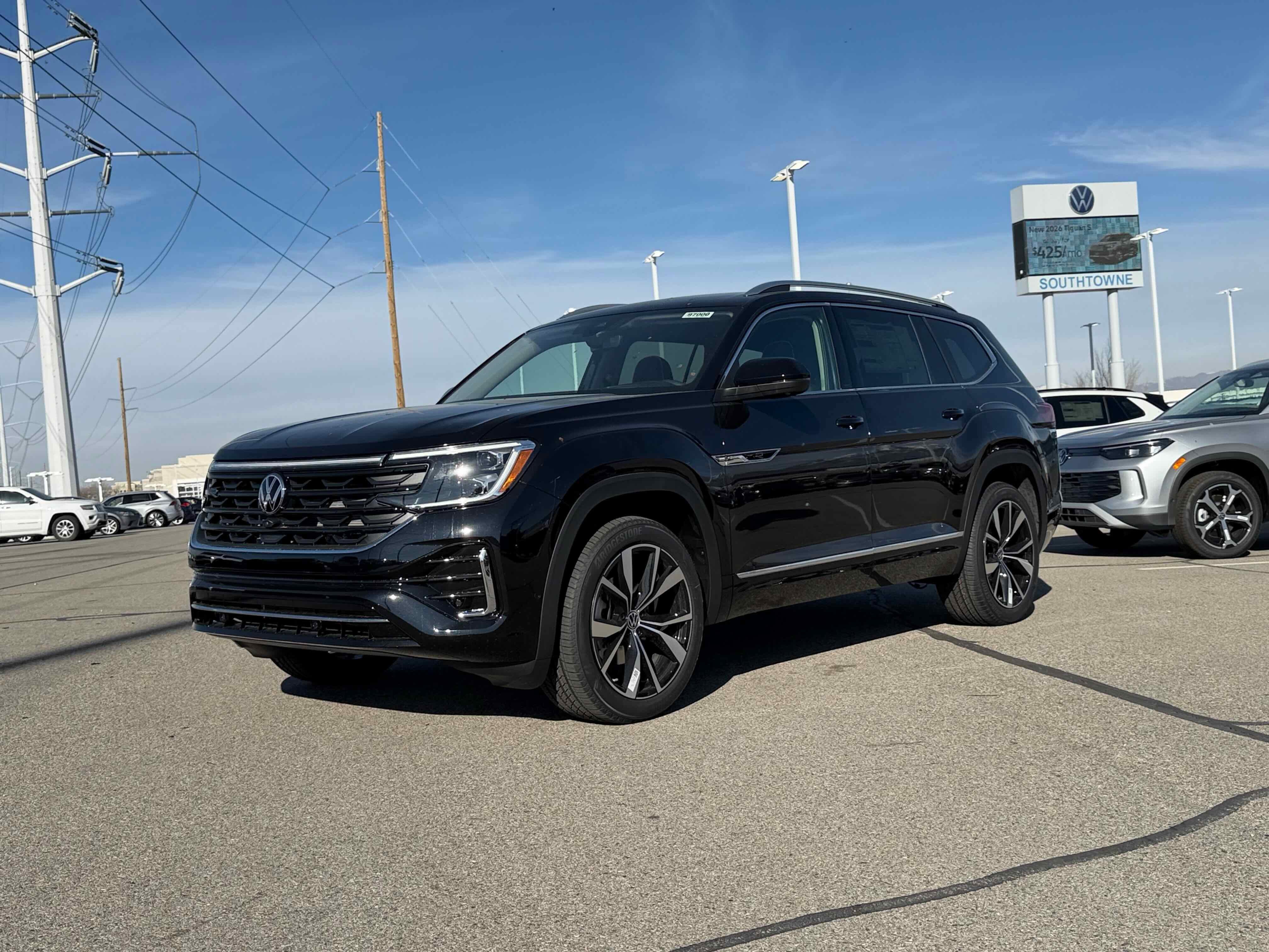 2026 Volkswagen Atlas 2.0T SEL Premium R-Line