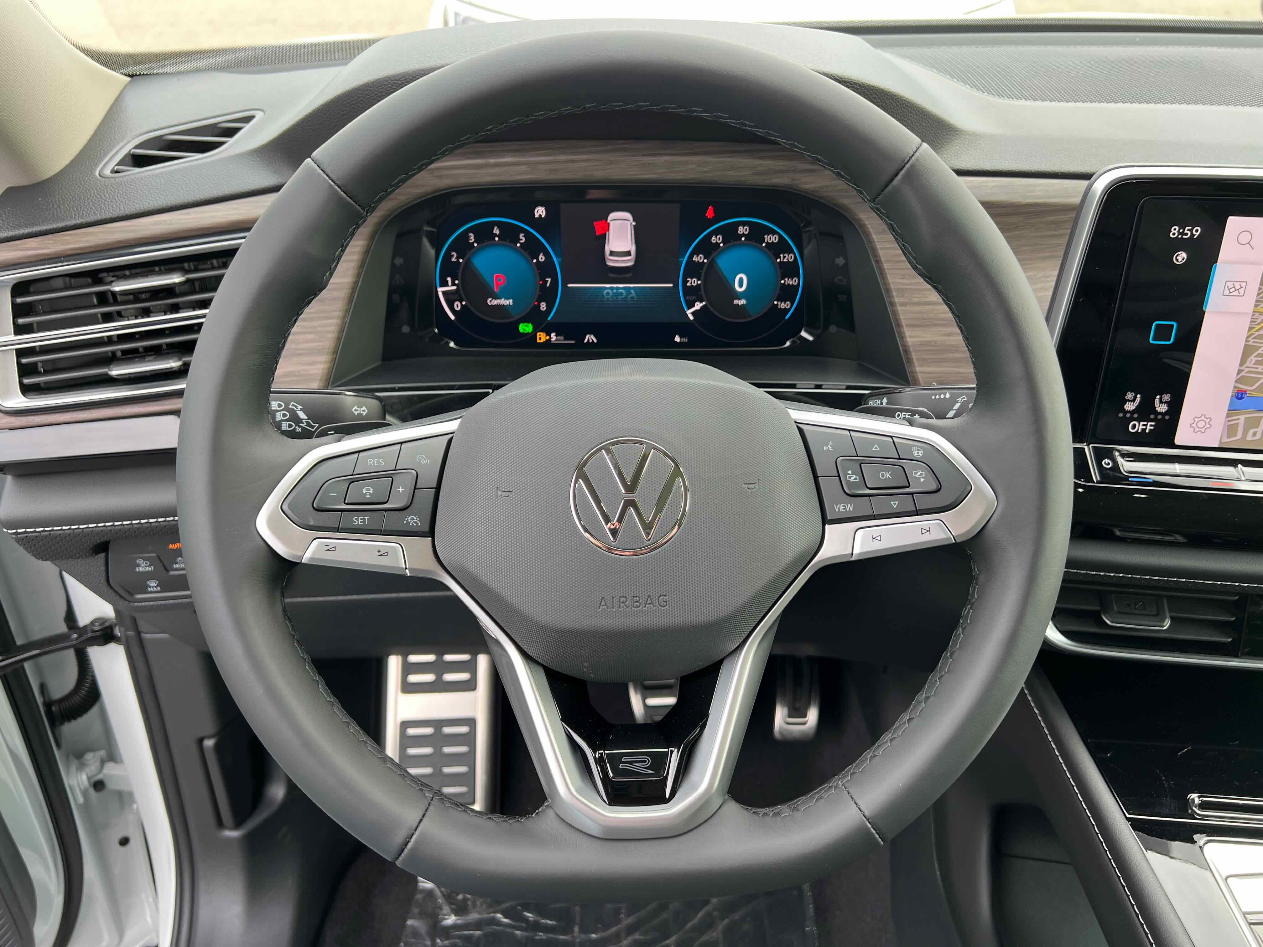 2026 Volkswagen Atlas 2.0T SEL Premium R-Line