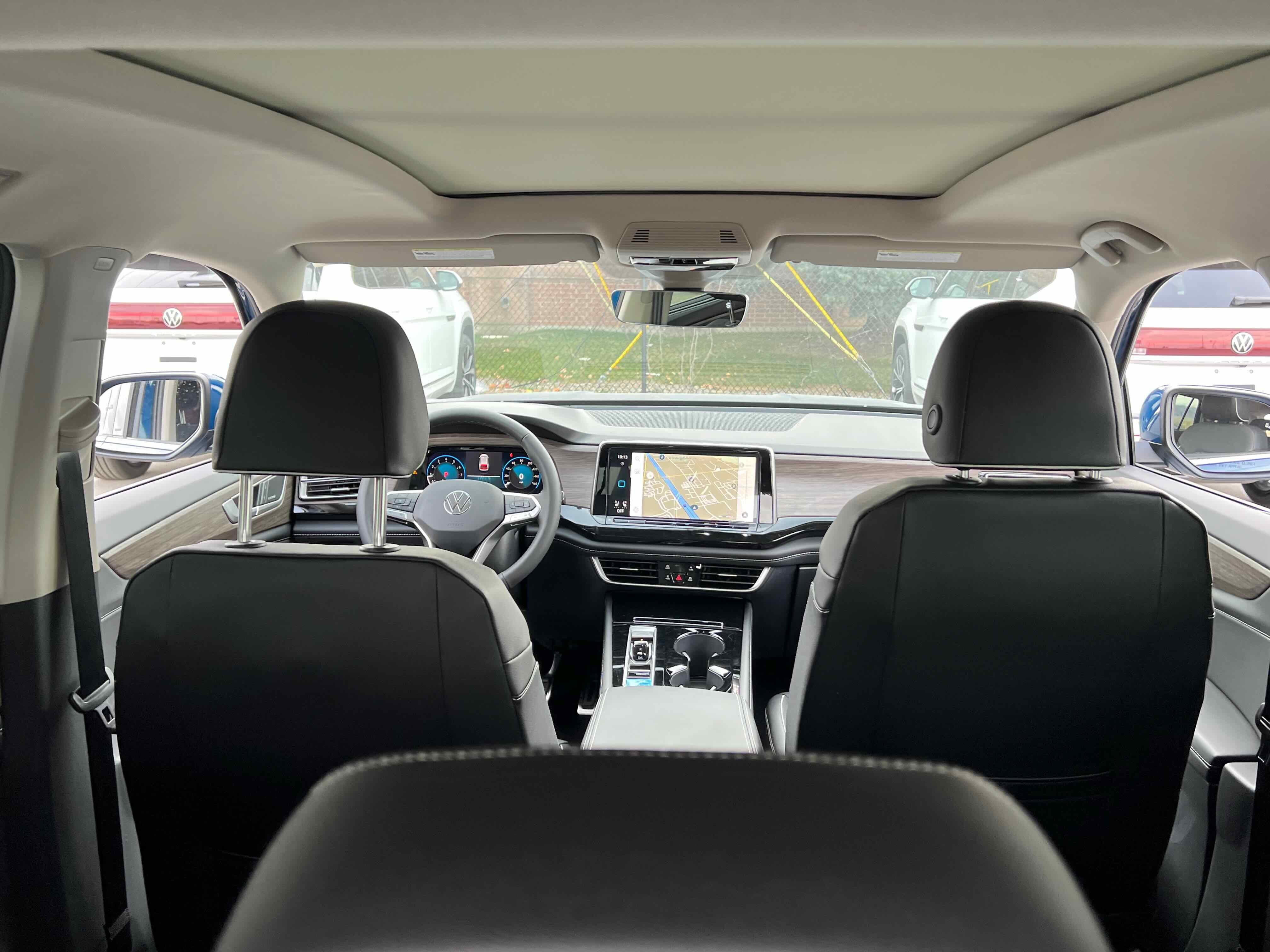 2026 Volkswagen Atlas 2.0T SEL Premium R-Line