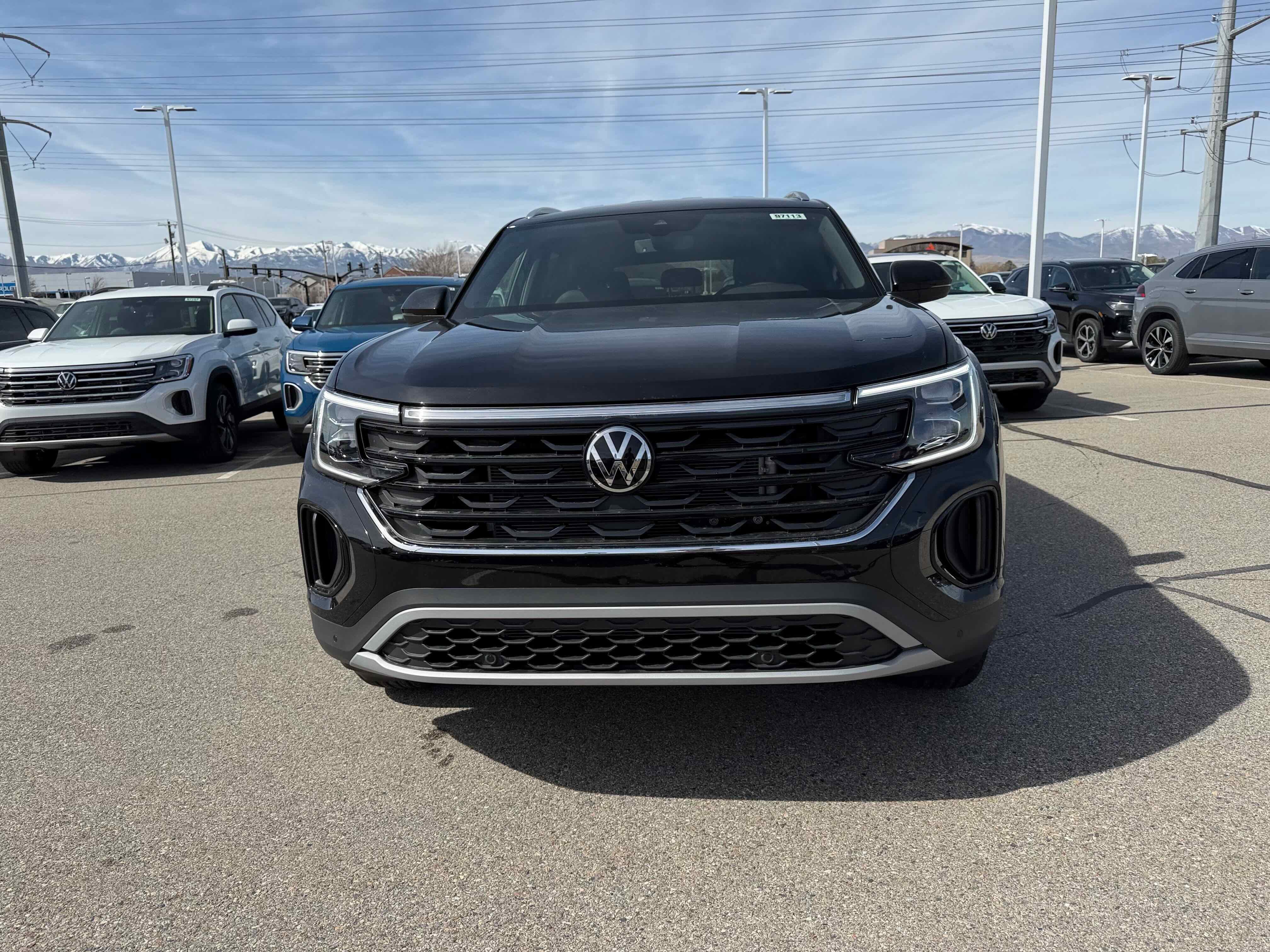 2026 Volkswagen Atlas Cross Sport 2.0T SE w/Technology