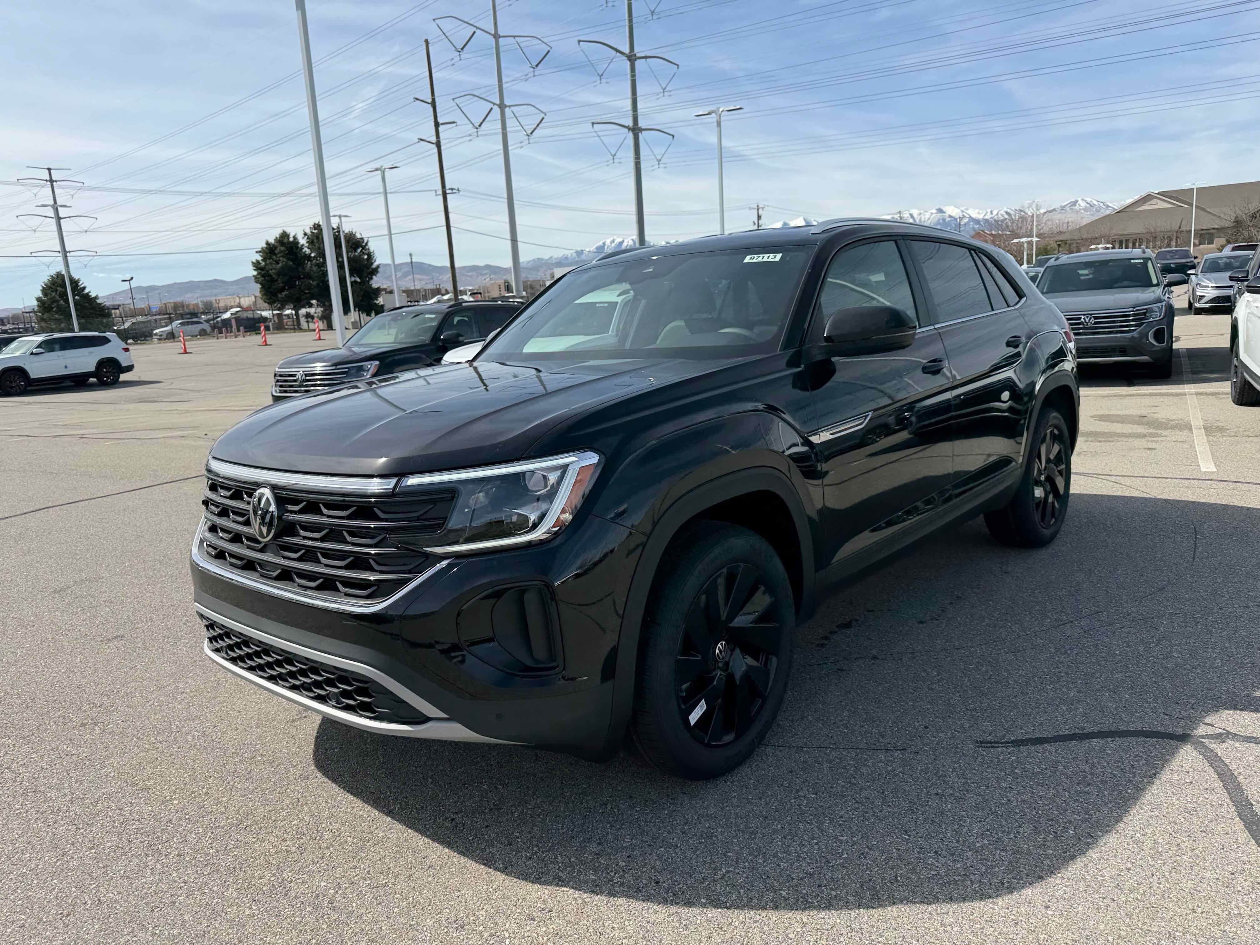 2026 Volkswagen Atlas Cross Sport 2.0T SE w/Technology