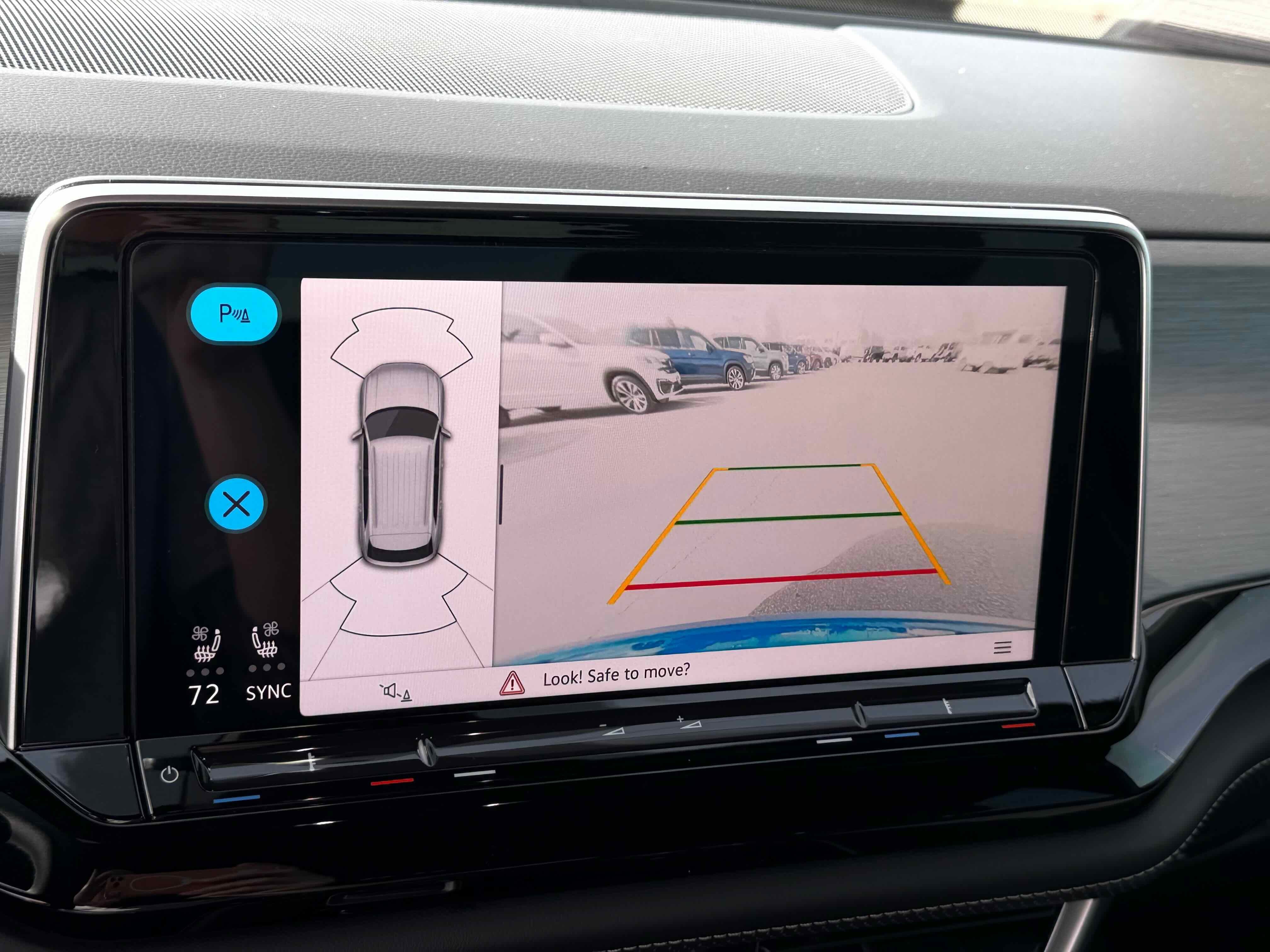 2024 Volkswagen Atlas Cross Sport 2.0T SE w/Technology