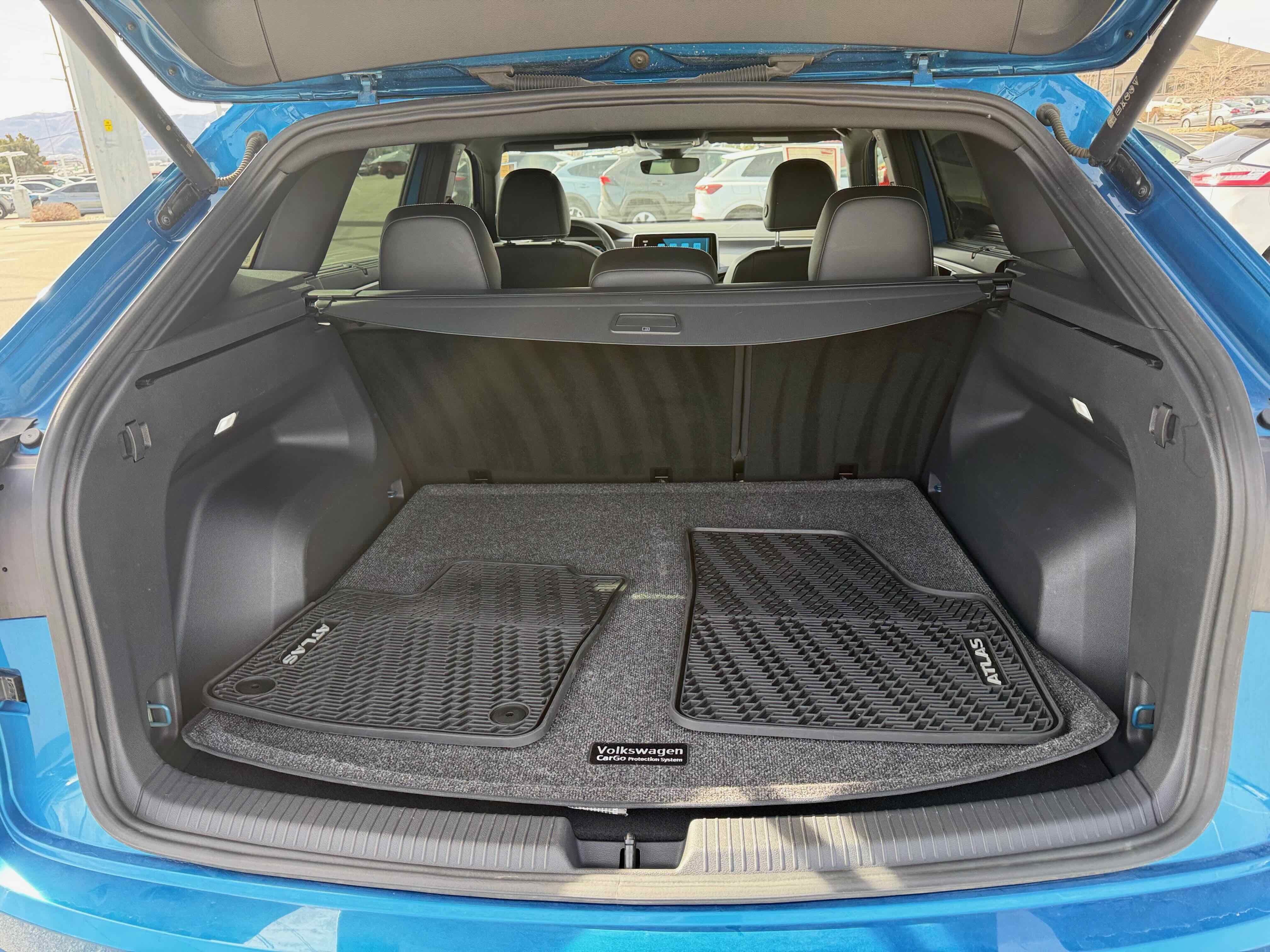 2024 Volkswagen Atlas Cross Sport 2.0T SE w/Technology