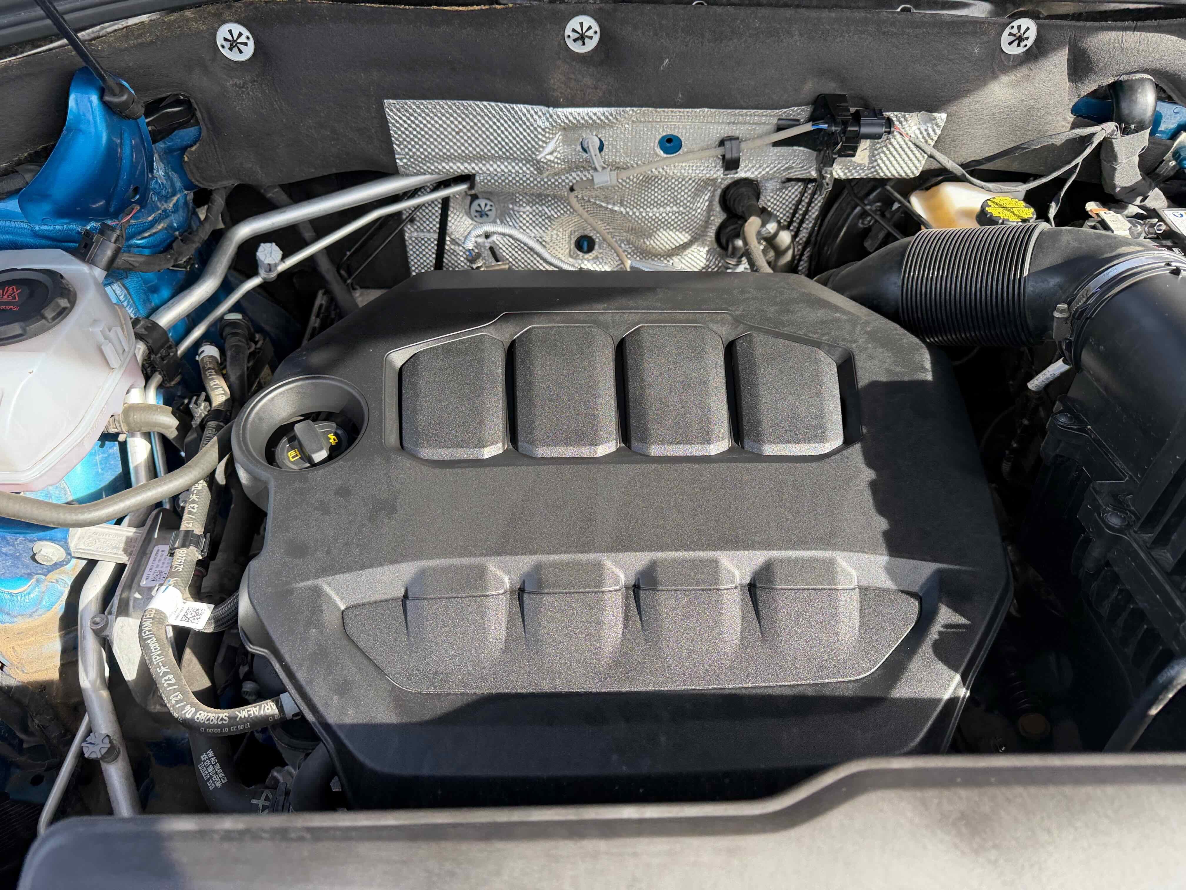 2024 Volkswagen Atlas Cross Sport 2.0T SE w/Technology