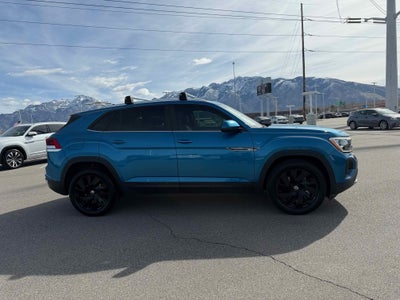 2024 Volkswagen Atlas Cross Sport 2.0T SE w/Technology