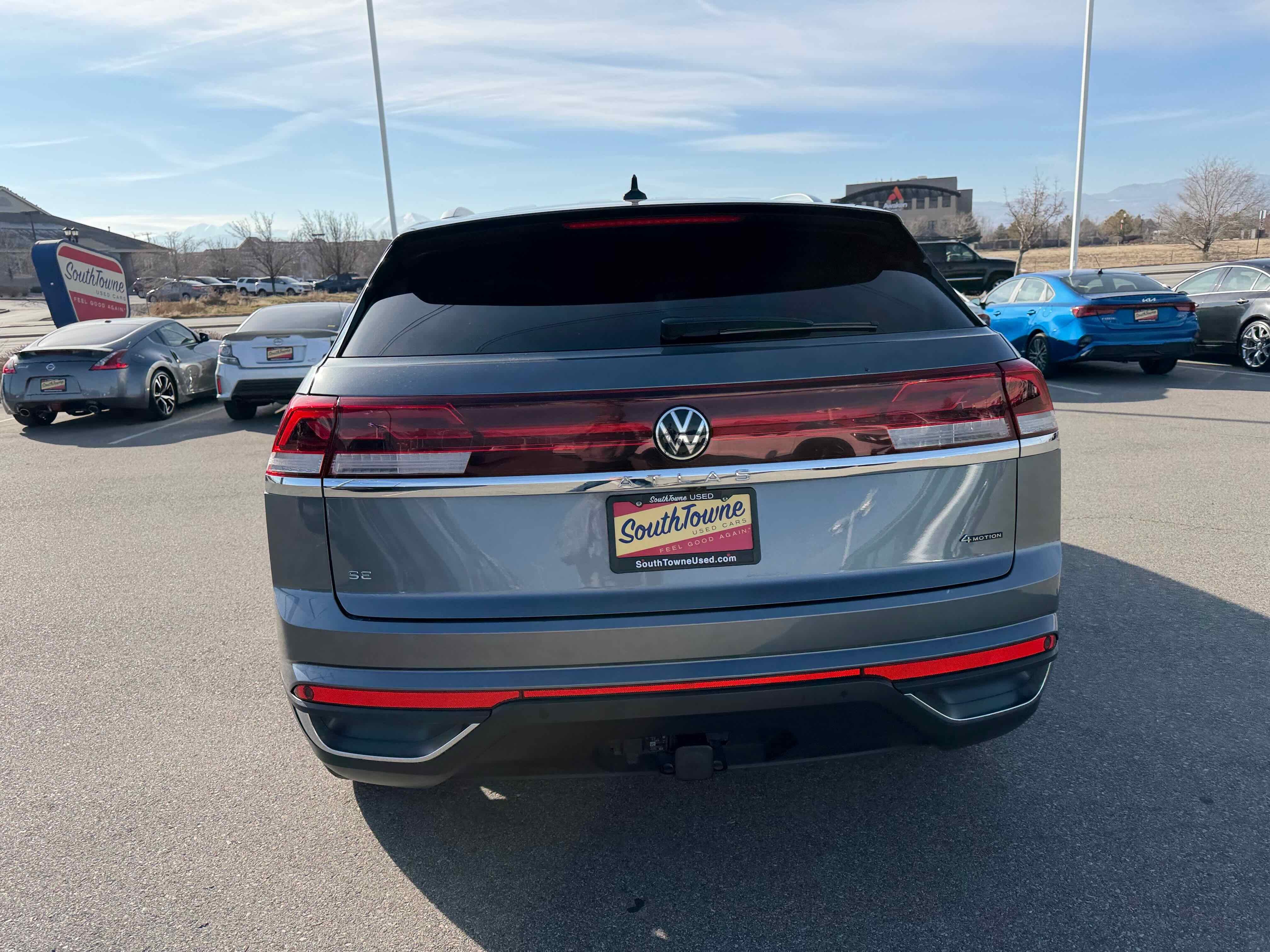 2024 Volkswagen Atlas Cross Sport 2.0T SE w/Technology