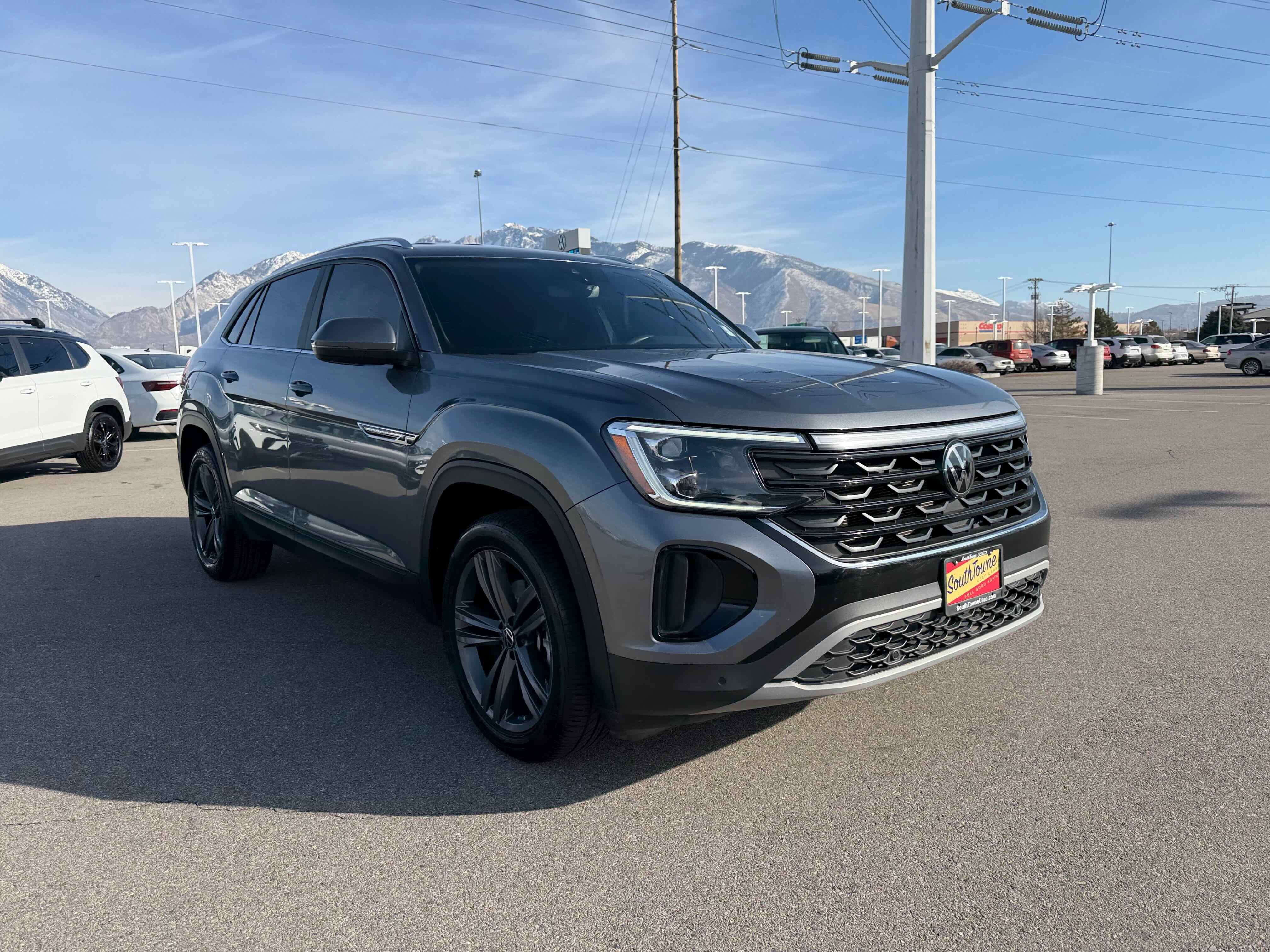 2024 Volkswagen Atlas Cross Sport 2.0T SE w/Technology