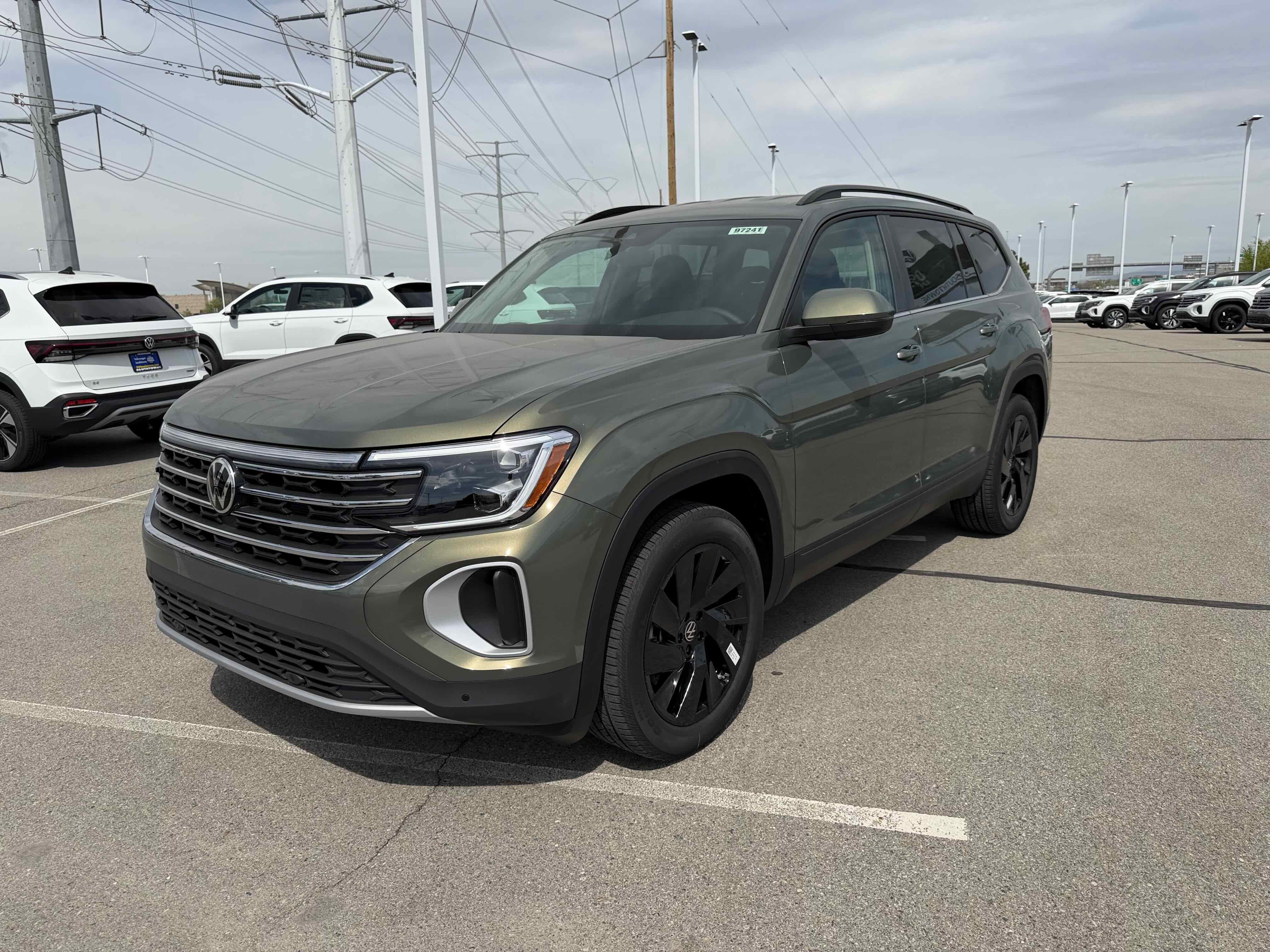 2026 Volkswagen Atlas 2.0T SE w/Technology